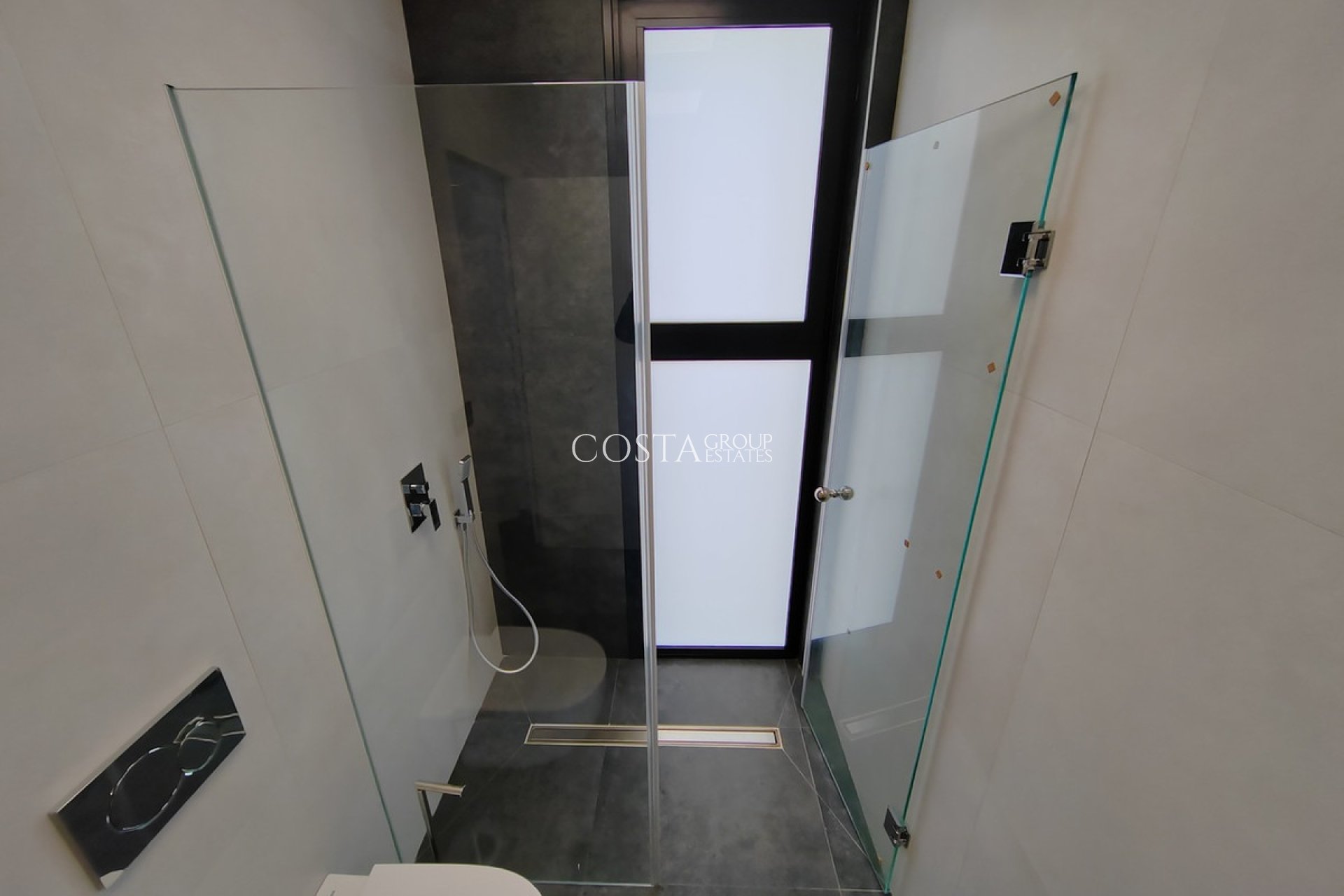 Herverkoop - Villa -
Orihuela Costa - Los Balcones