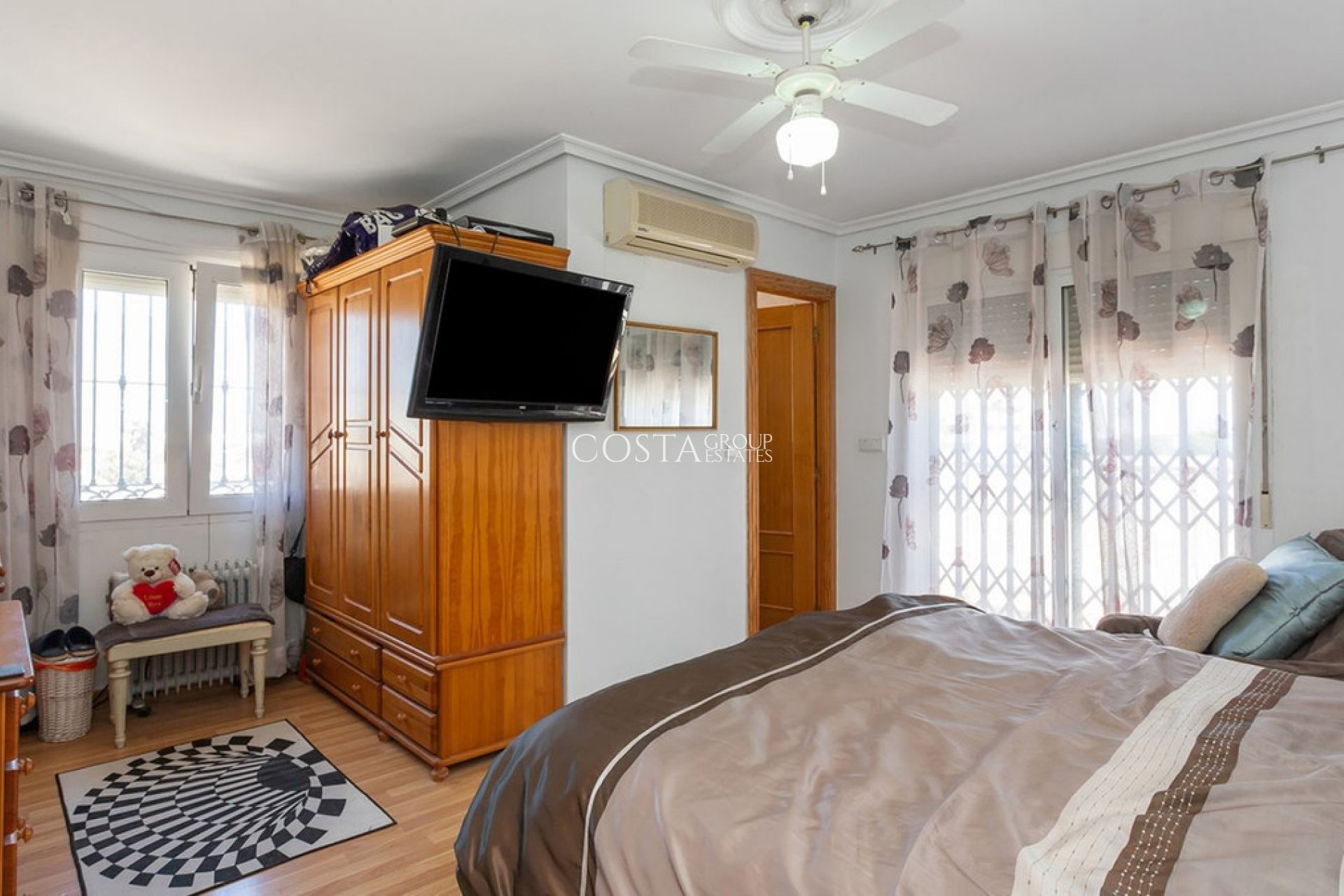 Herverkoop - Villa -
Orihuela Costa - Los Balcones