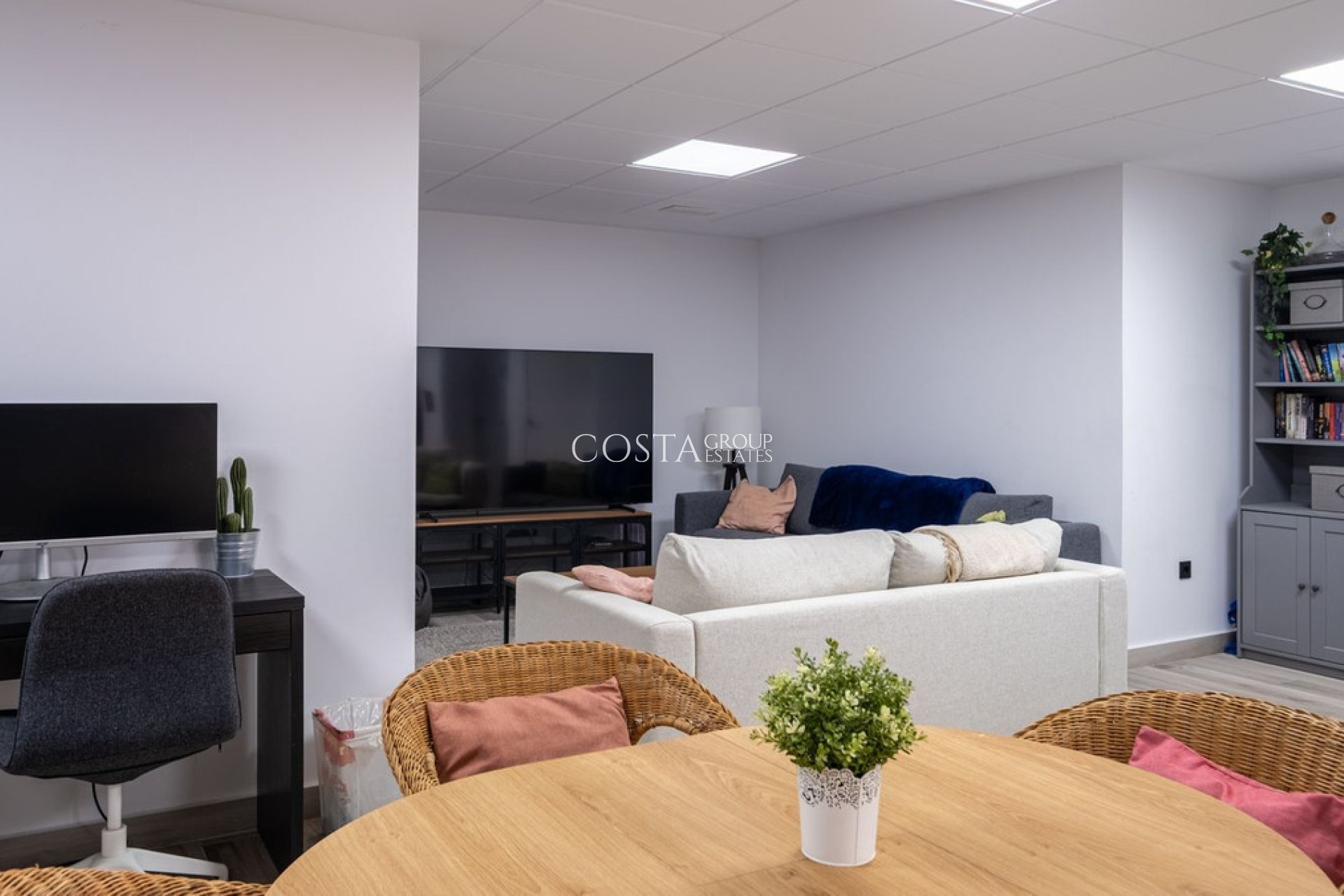 Herverkoop - Villa -
Orihuela Costa - Los Balcones