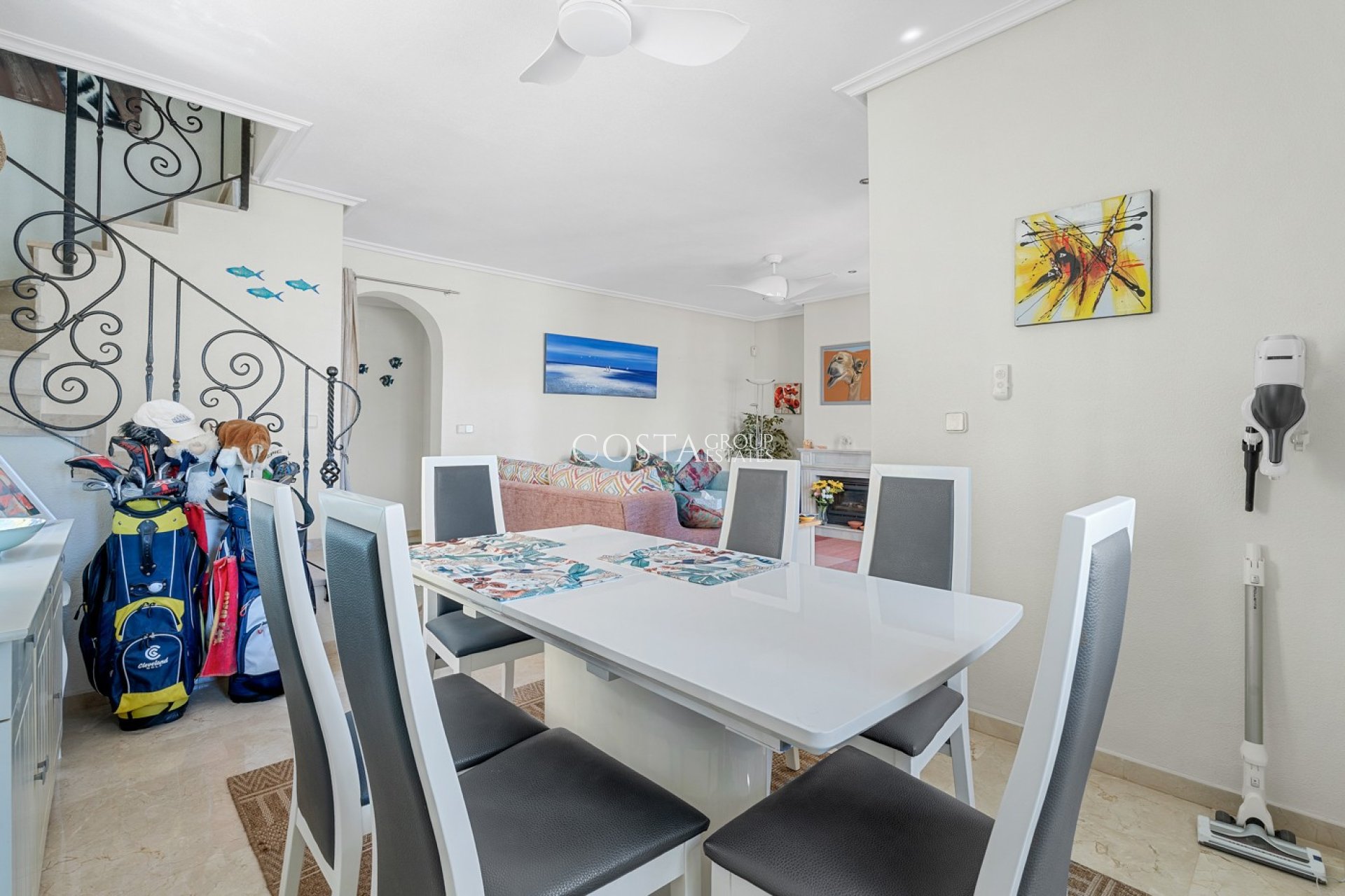 Herverkoop - Villa -
Orihuela Costa - Los Dolses