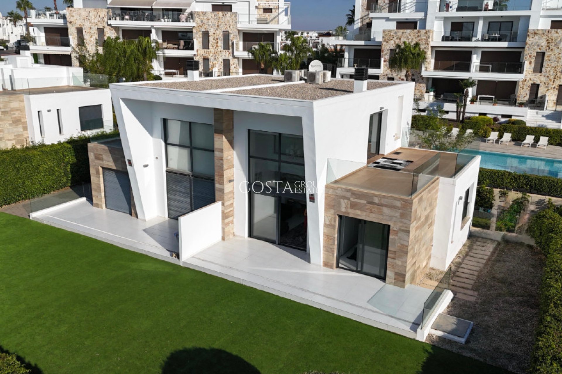 Herverkoop - Villa -
Orihuela Costa - Los Dolses