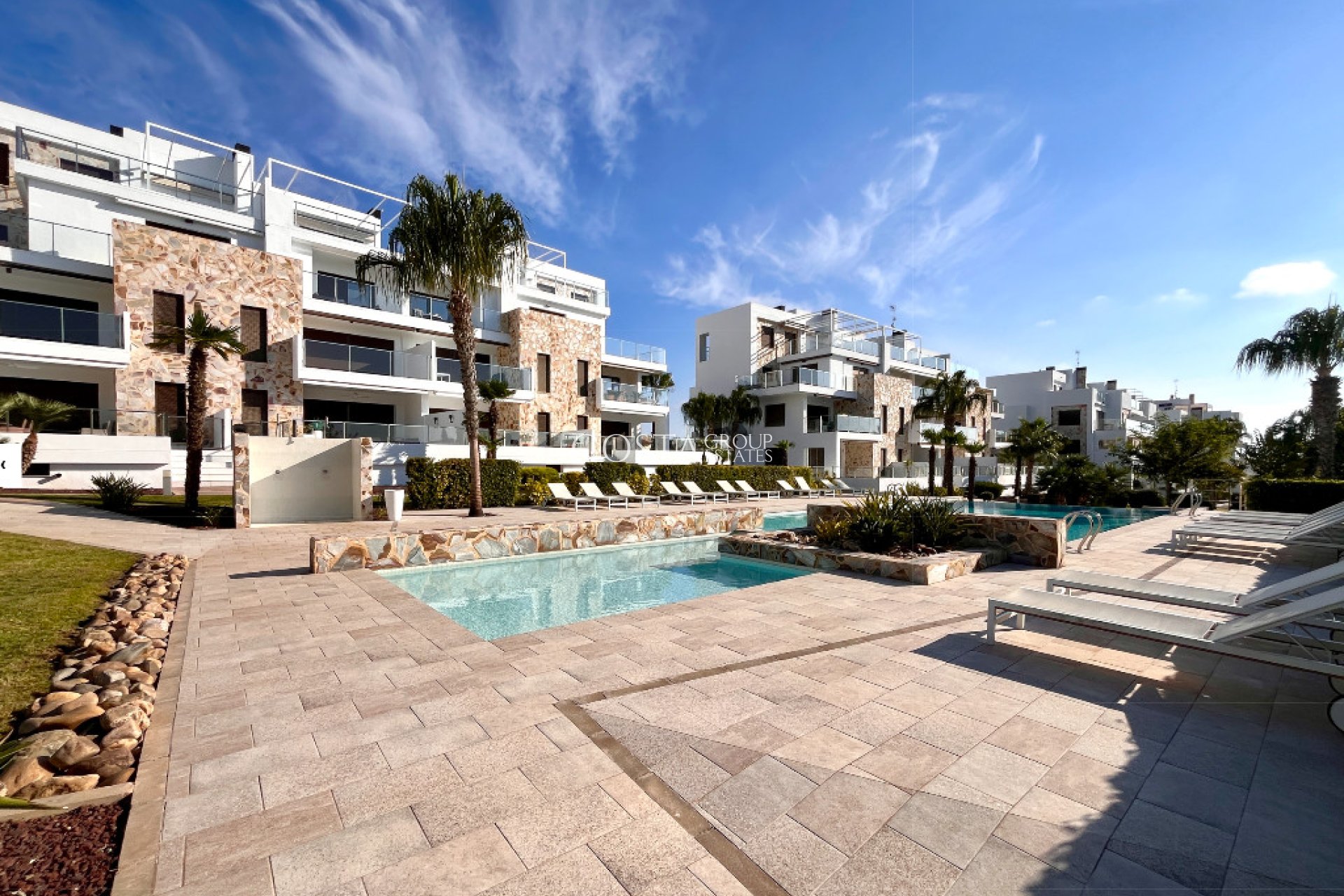 Herverkoop - Villa -
Orihuela Costa - Los Dolses