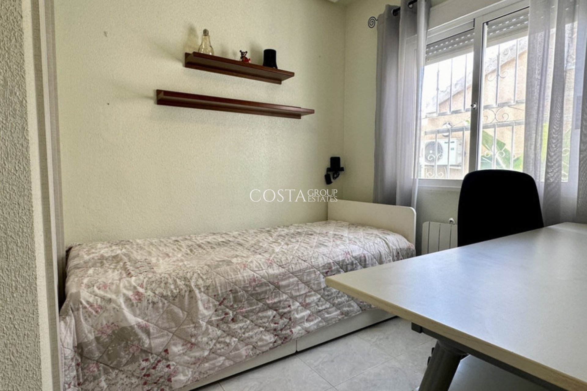 Herverkoop - Villa -
Orihuela Costa - Los Dolses