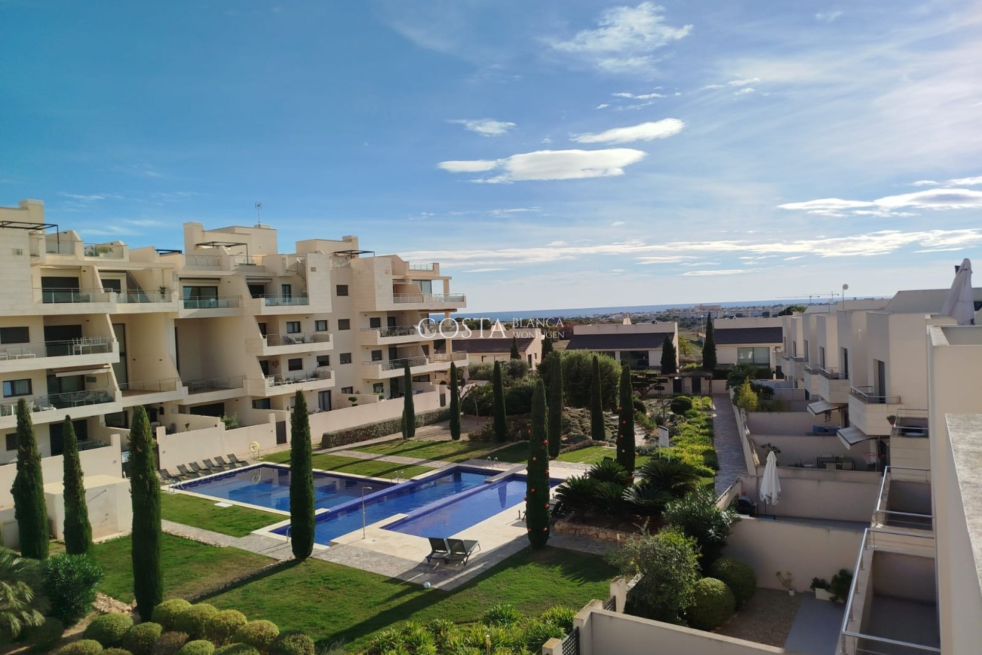 Herverkoop - Villa -
Orihuela Costa - Los Dolses