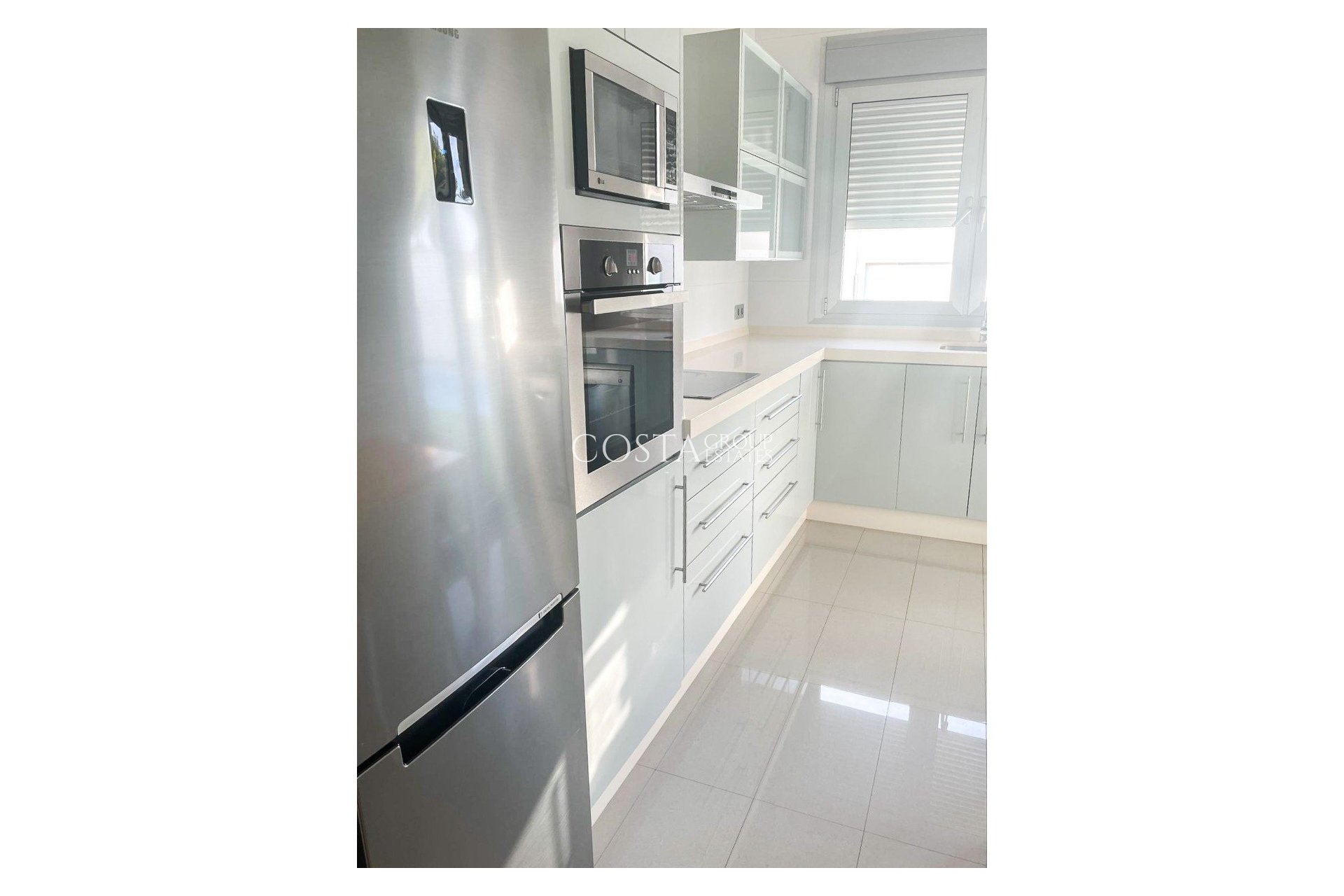 Herverkoop - Villa -
Orihuela Costa - Mil Palmeras