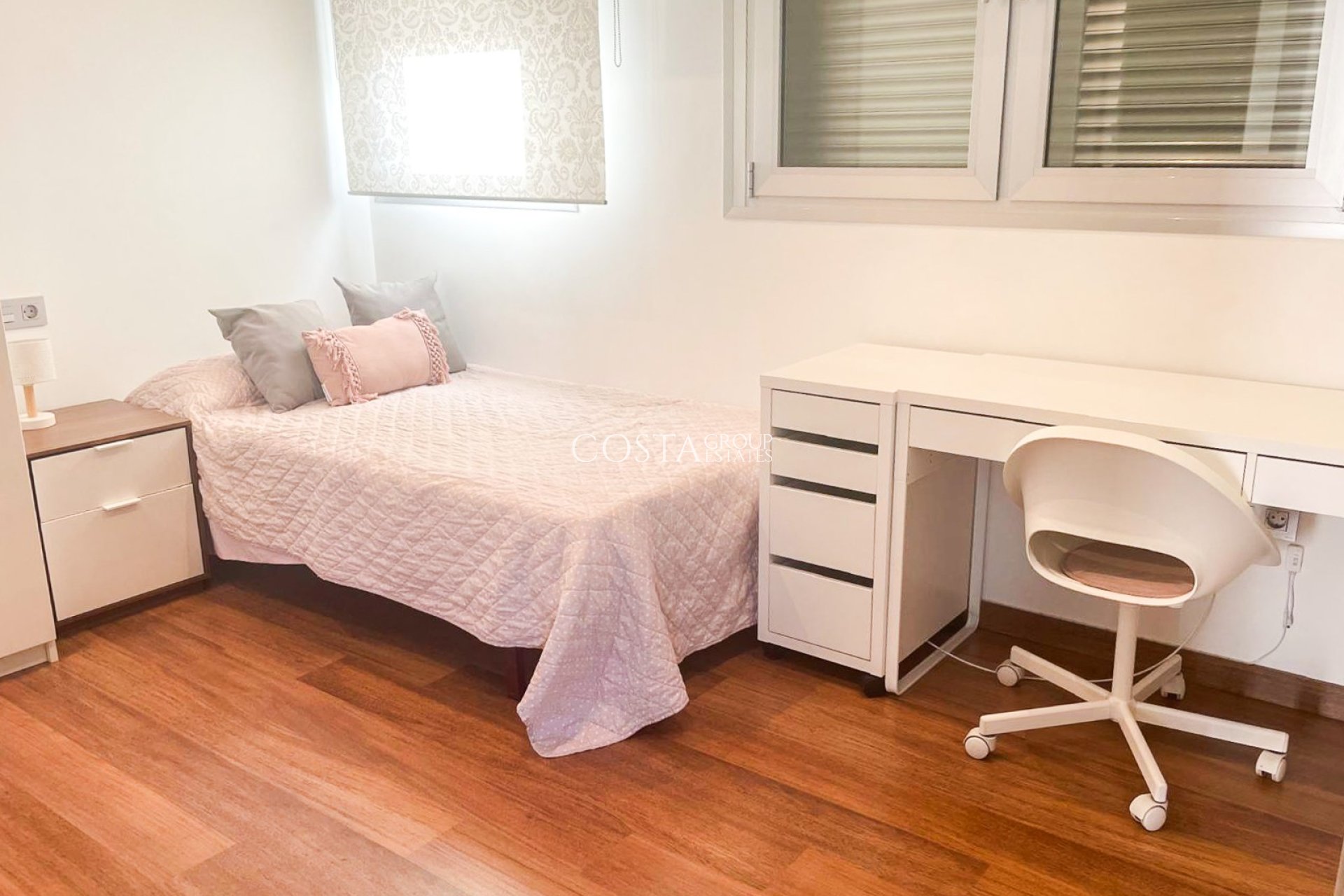 Herverkoop - Villa -
Orihuela Costa - Mil Palmeras