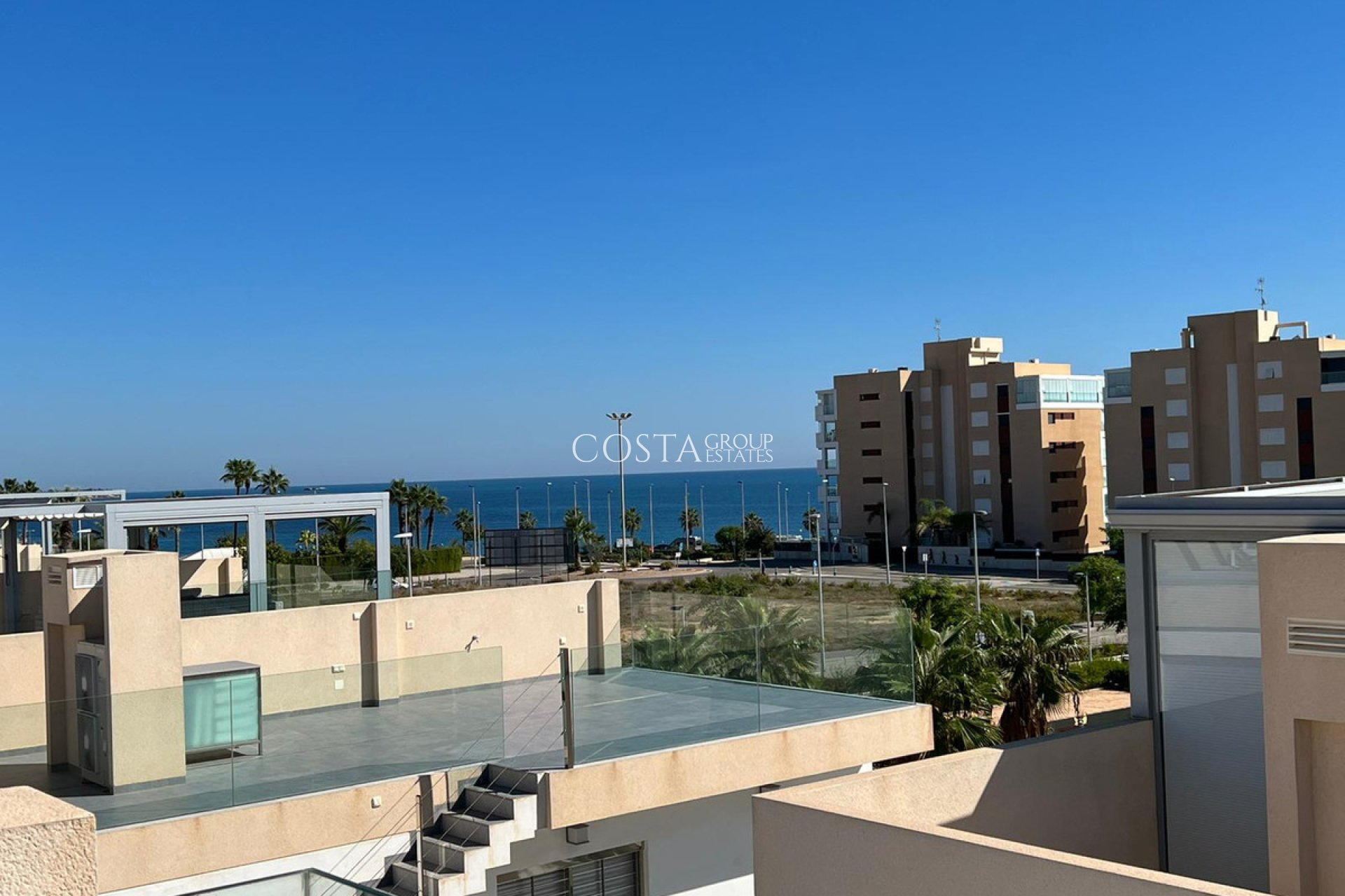 Herverkoop - Villa -
Orihuela Costa - Mil Palmeras