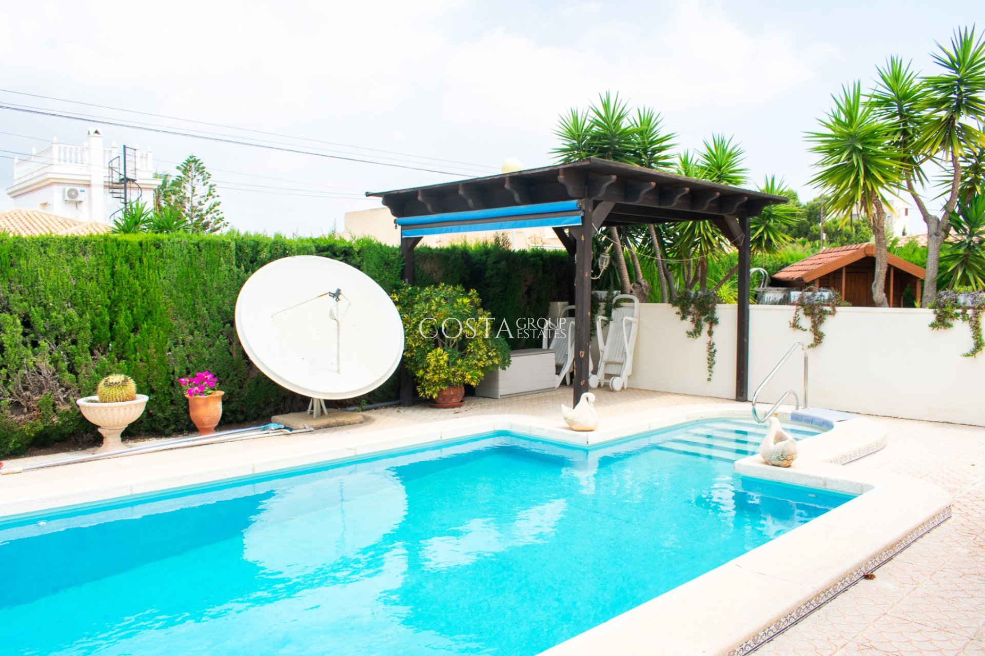 Herverkoop - Villa -
Orihuela Costa - MUY CERCA DE LA PLAYA