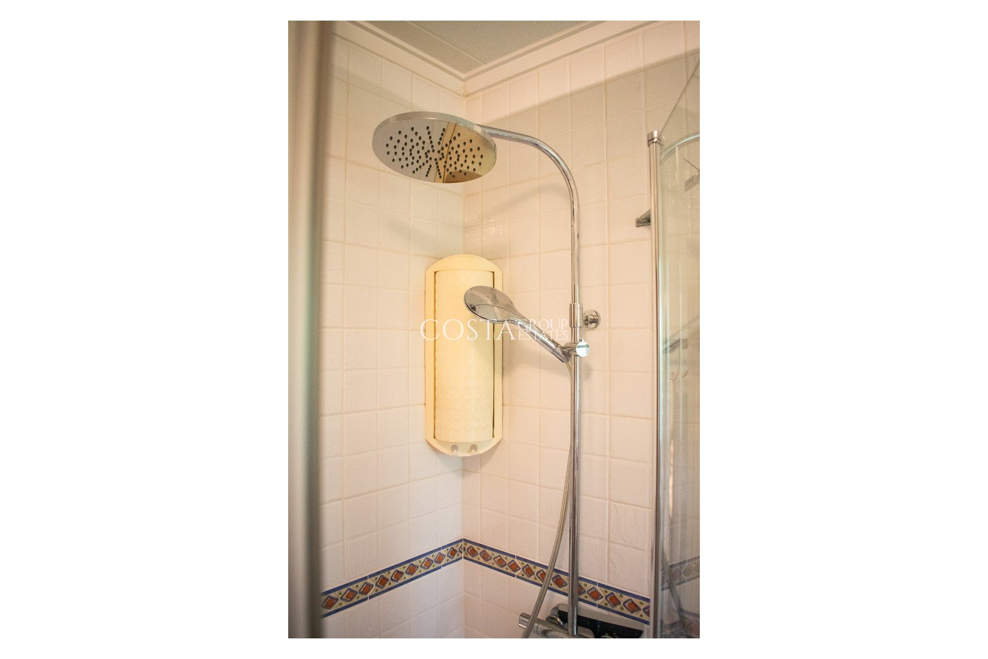 Herverkoop - Villa -
Orihuela Costa - MUY CERCA DE LA PLAYA