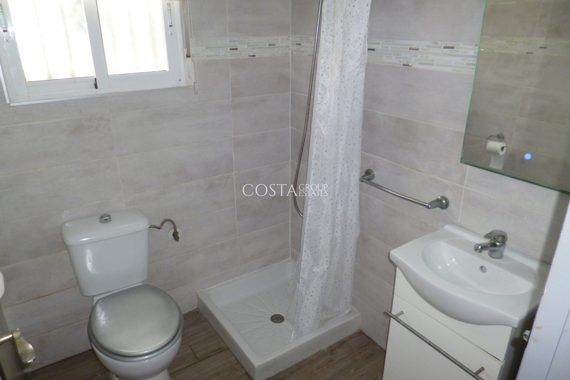 Herverkoop - Villa -
Orihuela Costa - Playa Flamenca