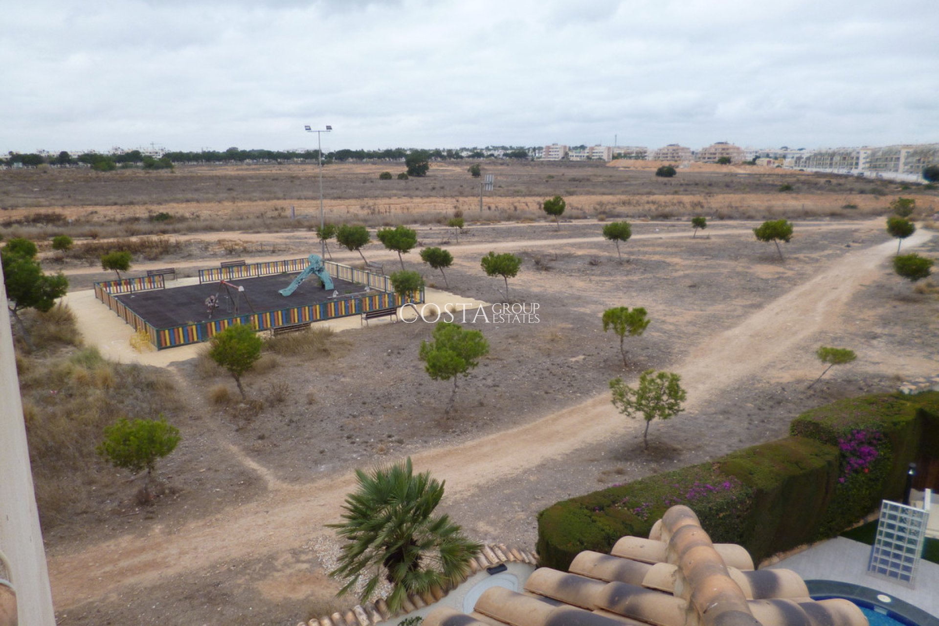 Herverkoop - Villa -
Orihuela Costa - Playa Flamenca