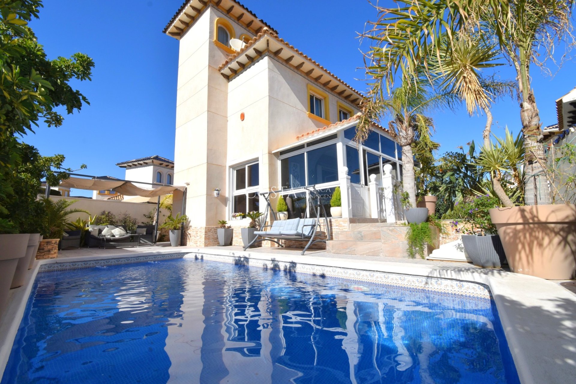 Herverkoop - Villa -
Orihuela Costa - Playa Flamenca