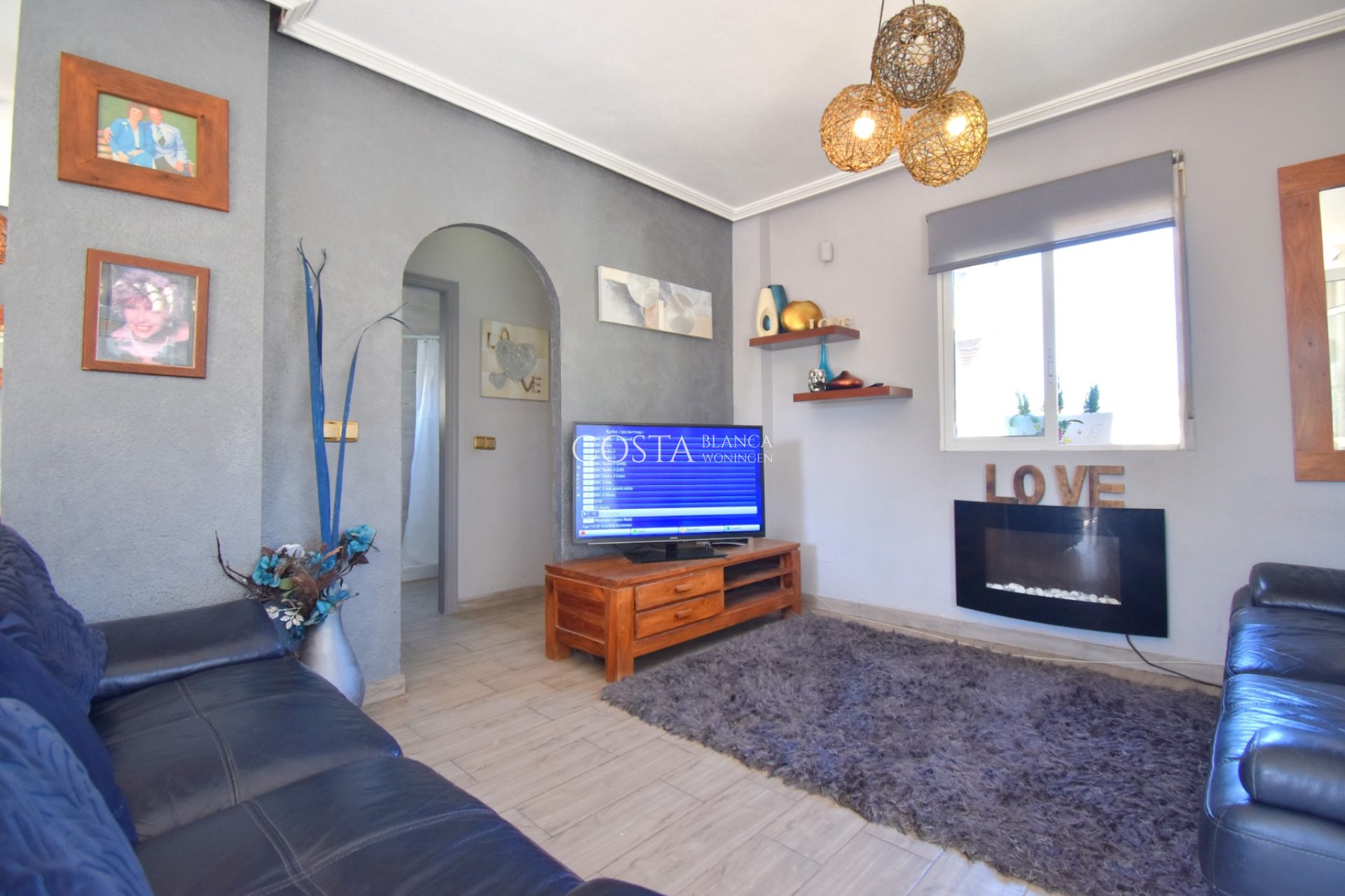 Herverkoop - Villa -
Orihuela Costa - Playa Flamenca
