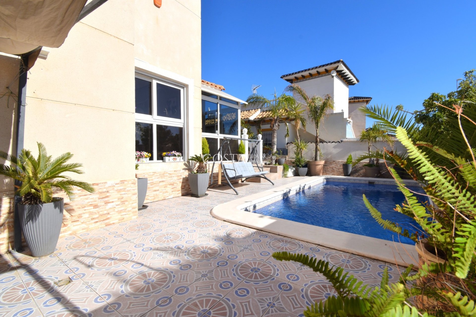 Herverkoop - Villa -
Orihuela Costa - Playa Flamenca