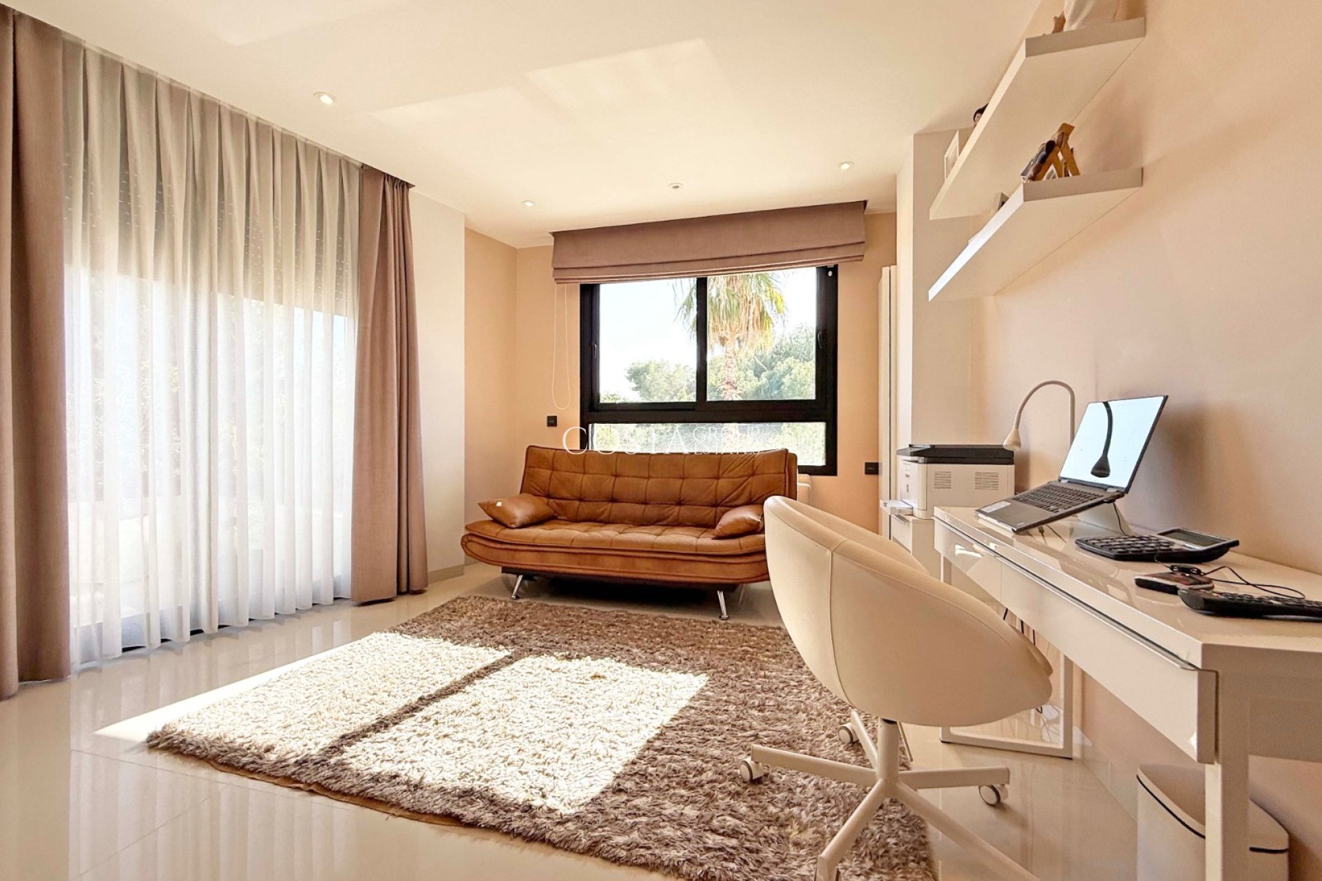 Herverkoop - Villa -
Orihuela Costa - Villamartín