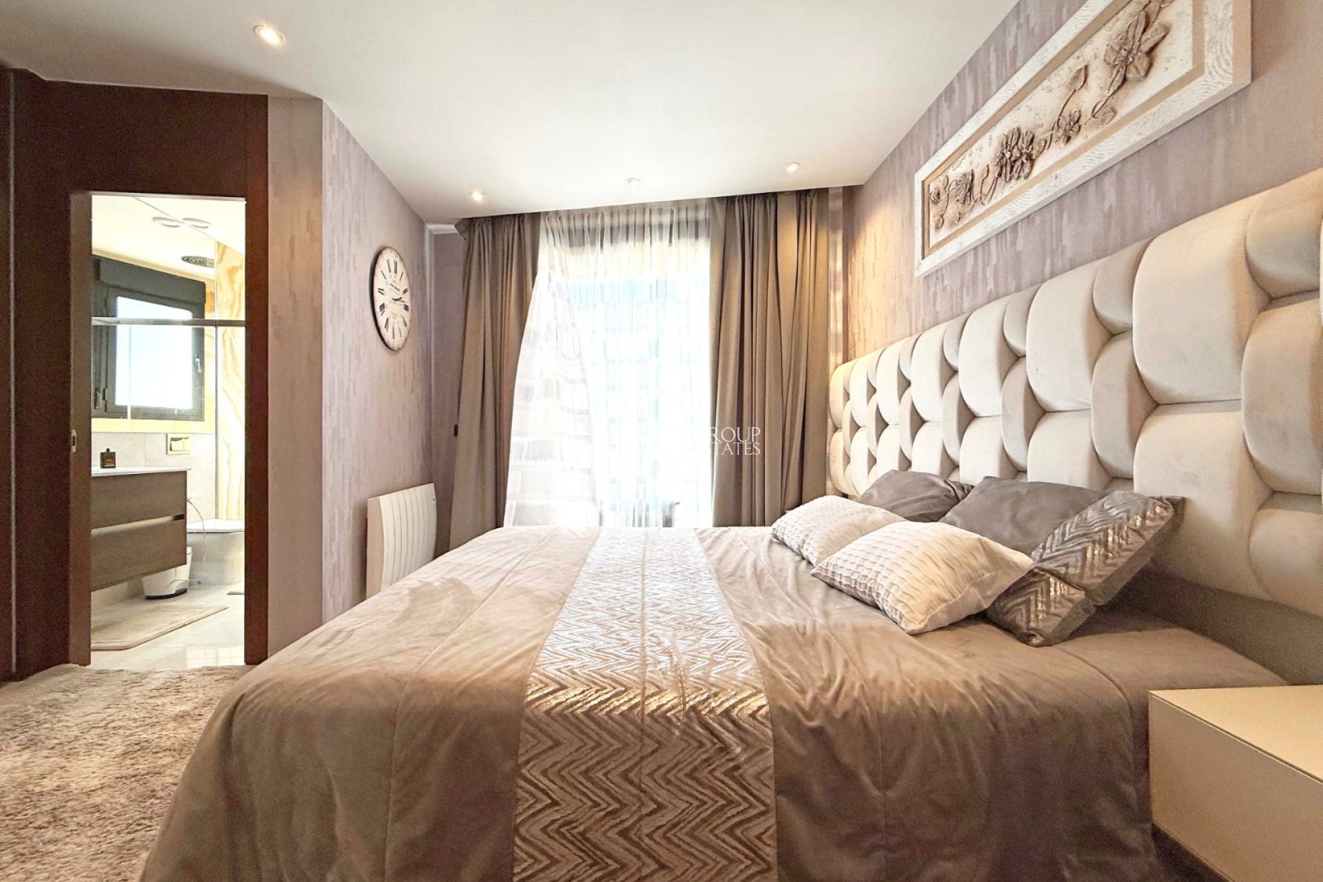 Herverkoop - Villa -
Orihuela Costa - Villamartín