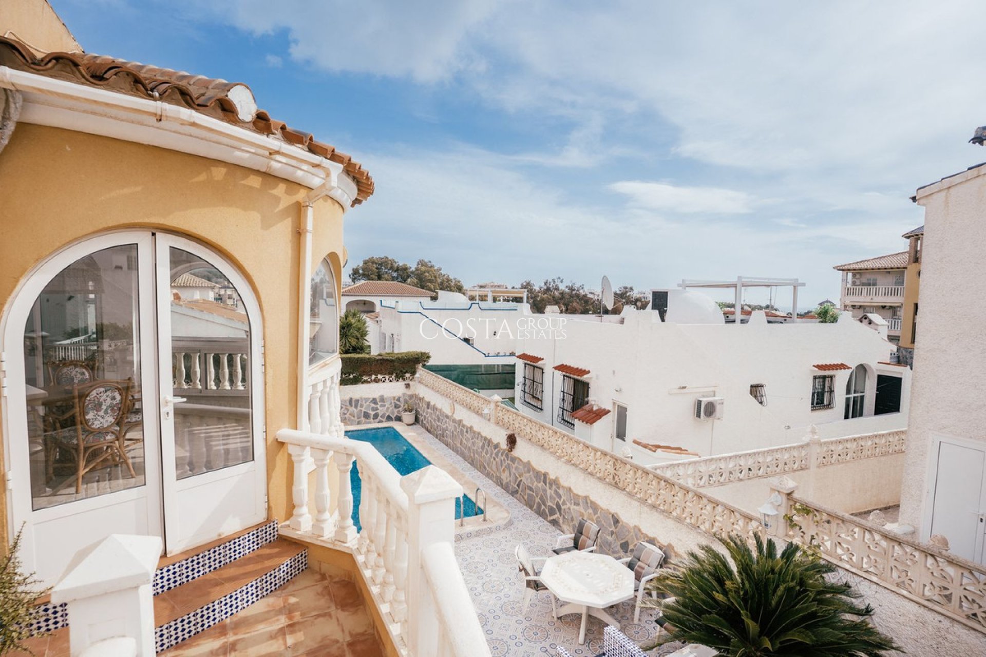 Herverkoop - Villa -
Orihuela Costa - Villamartin