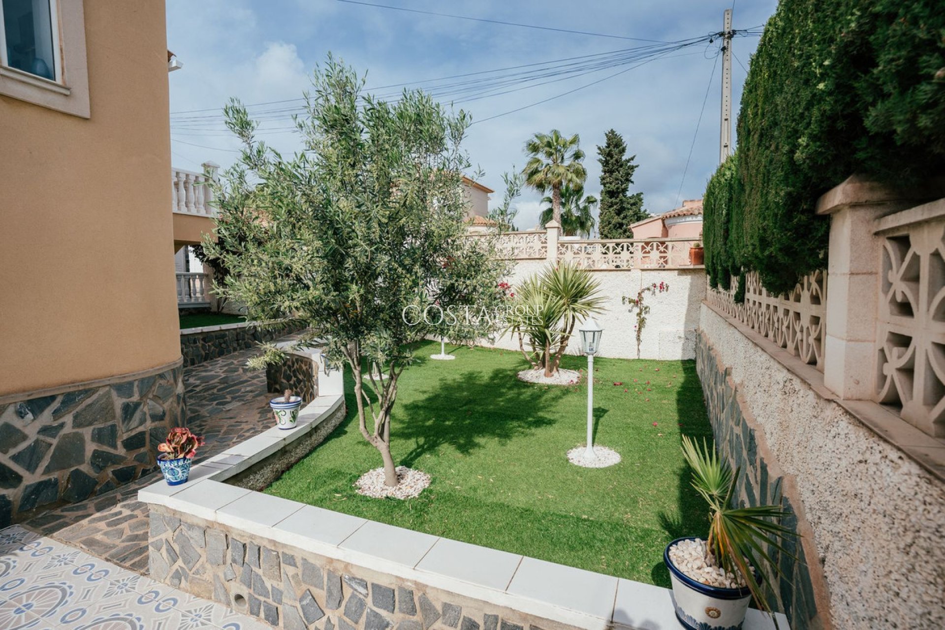 Herverkoop - Villa -
Orihuela Costa - Villamartin