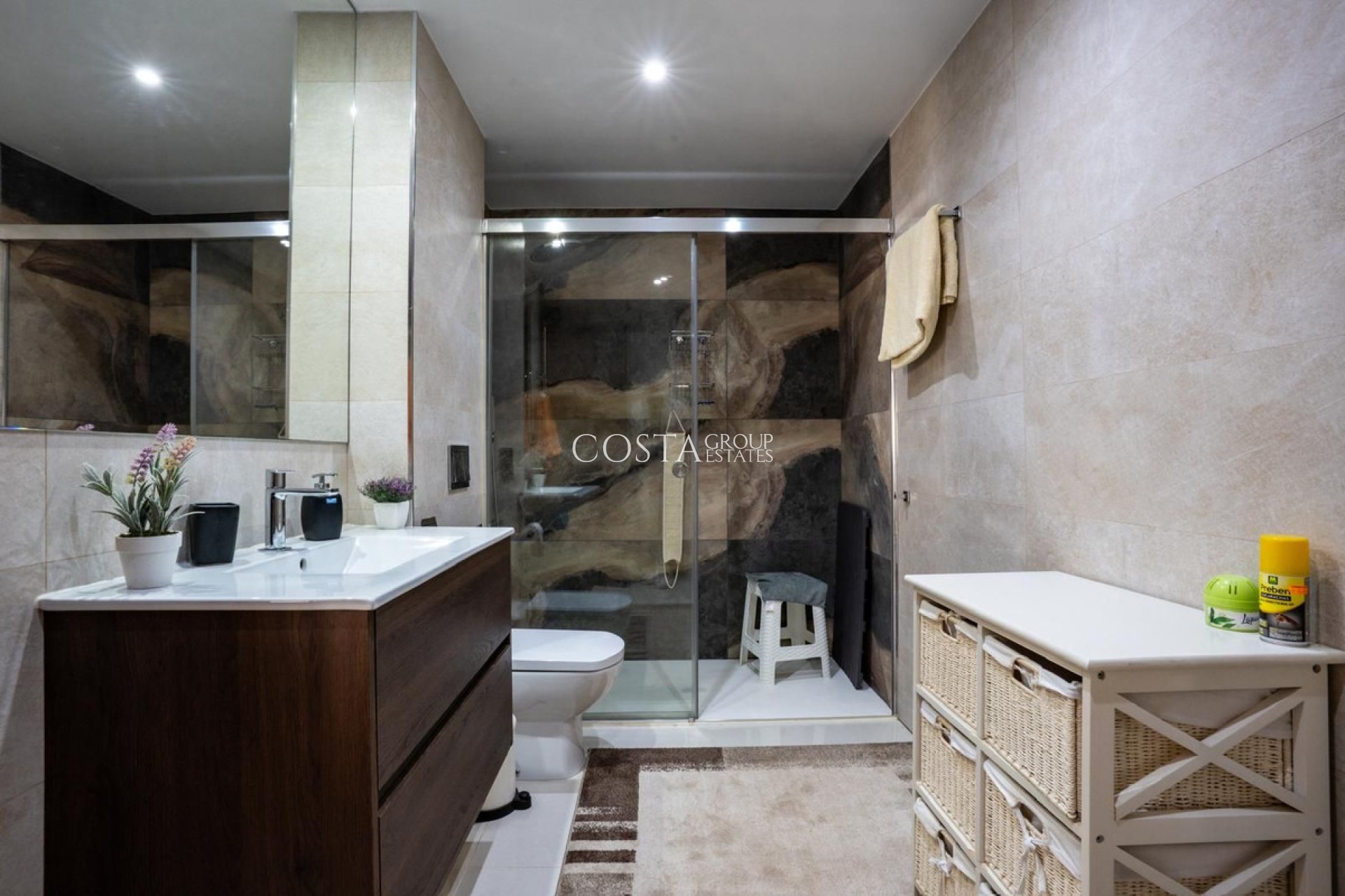 Herverkoop - Villa -
Orihuela Costa - Villamartin