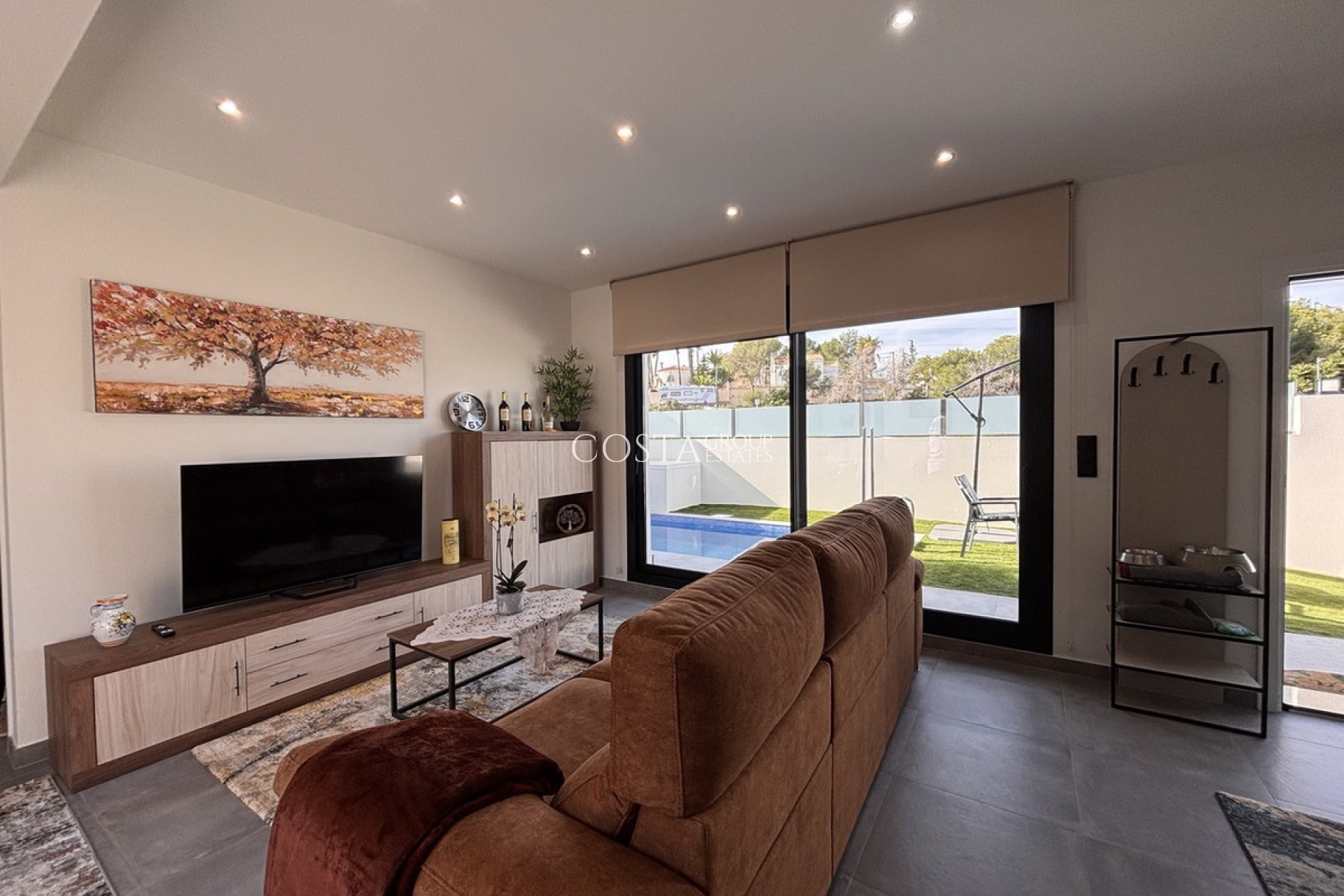 Herverkoop - Villa -
Orihuela Costa - Villamartin