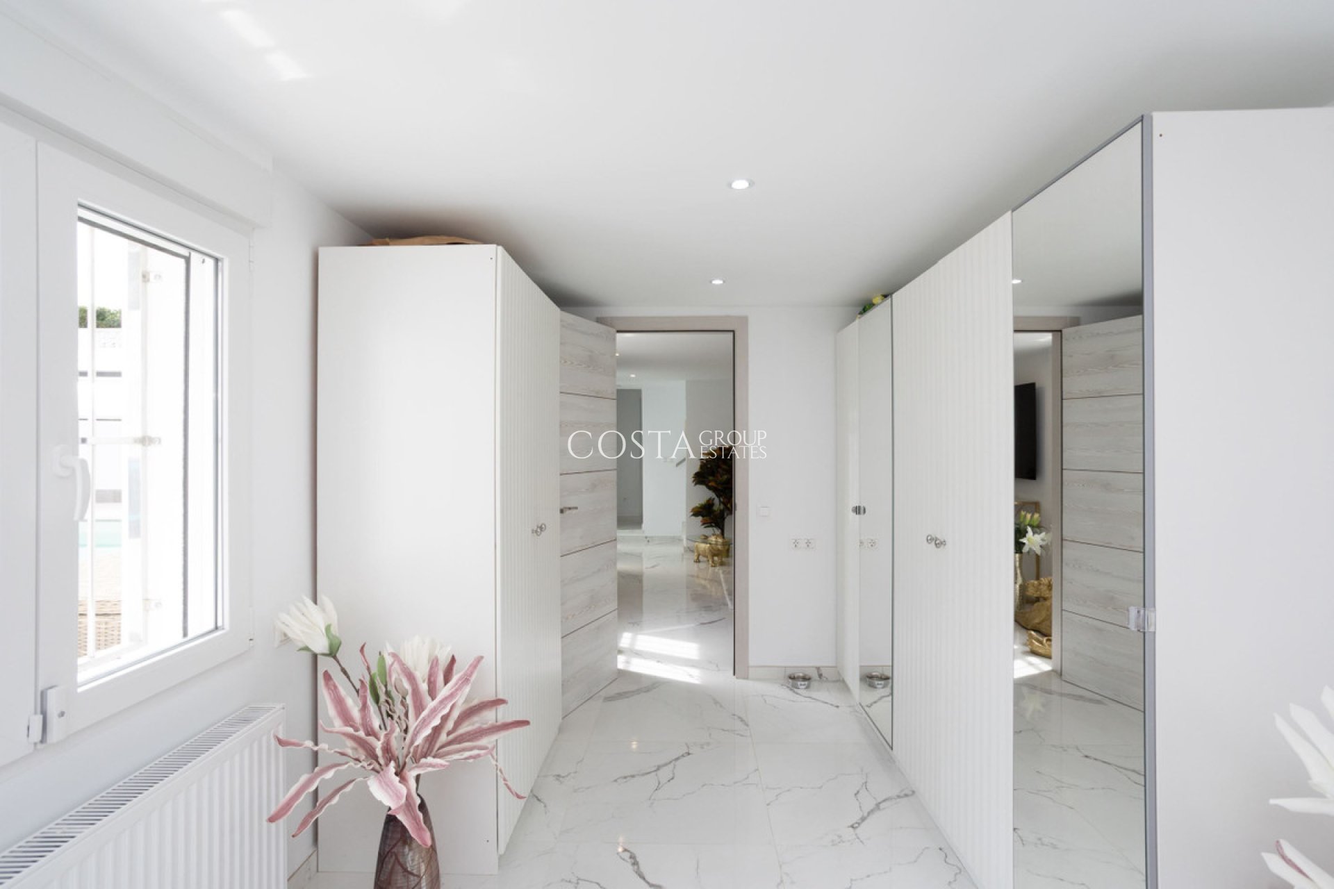 Herverkoop - Villa -
Orihuela Costa - Villamartin