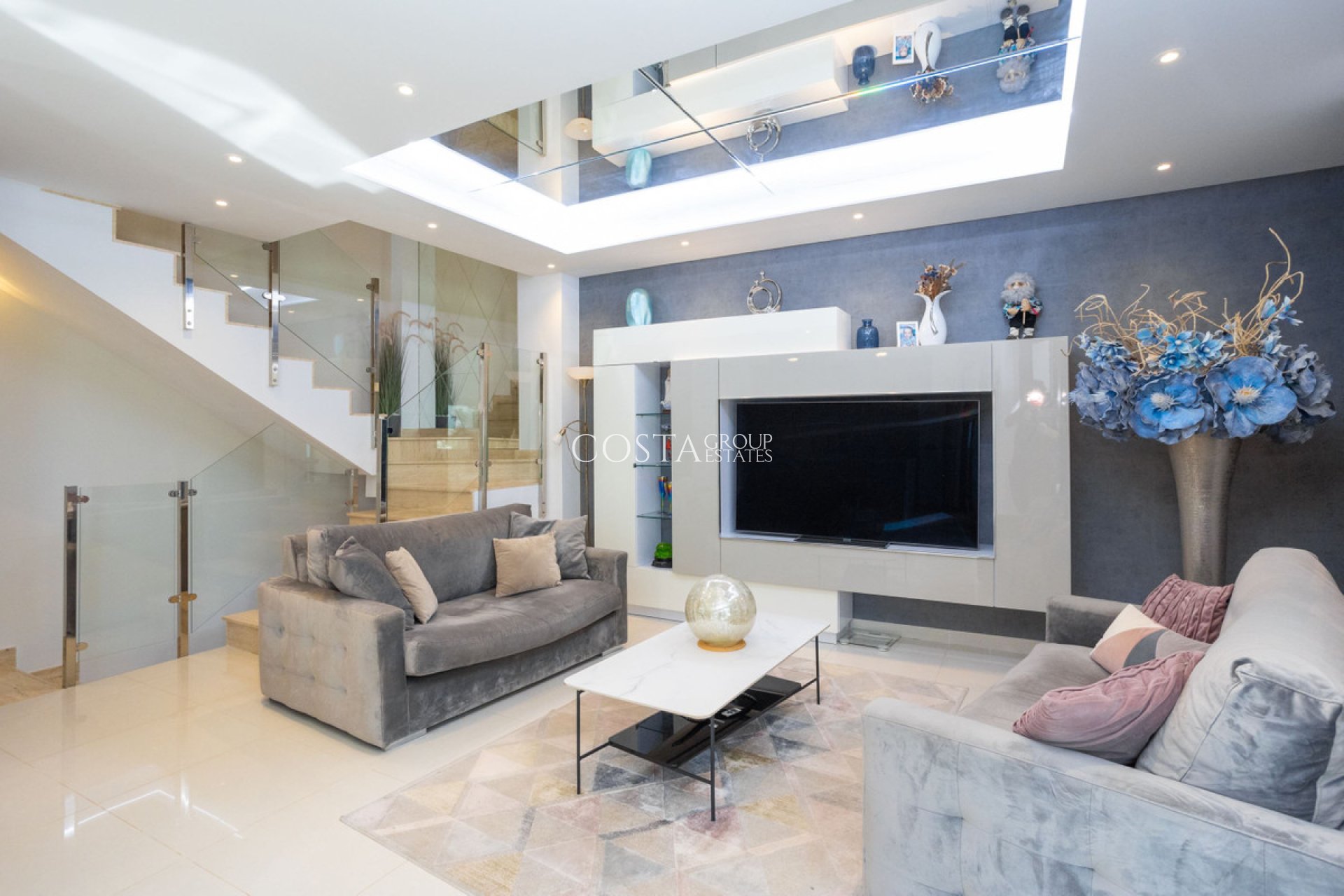 Herverkoop - Villa -
Orihuela Costa - Villamartin