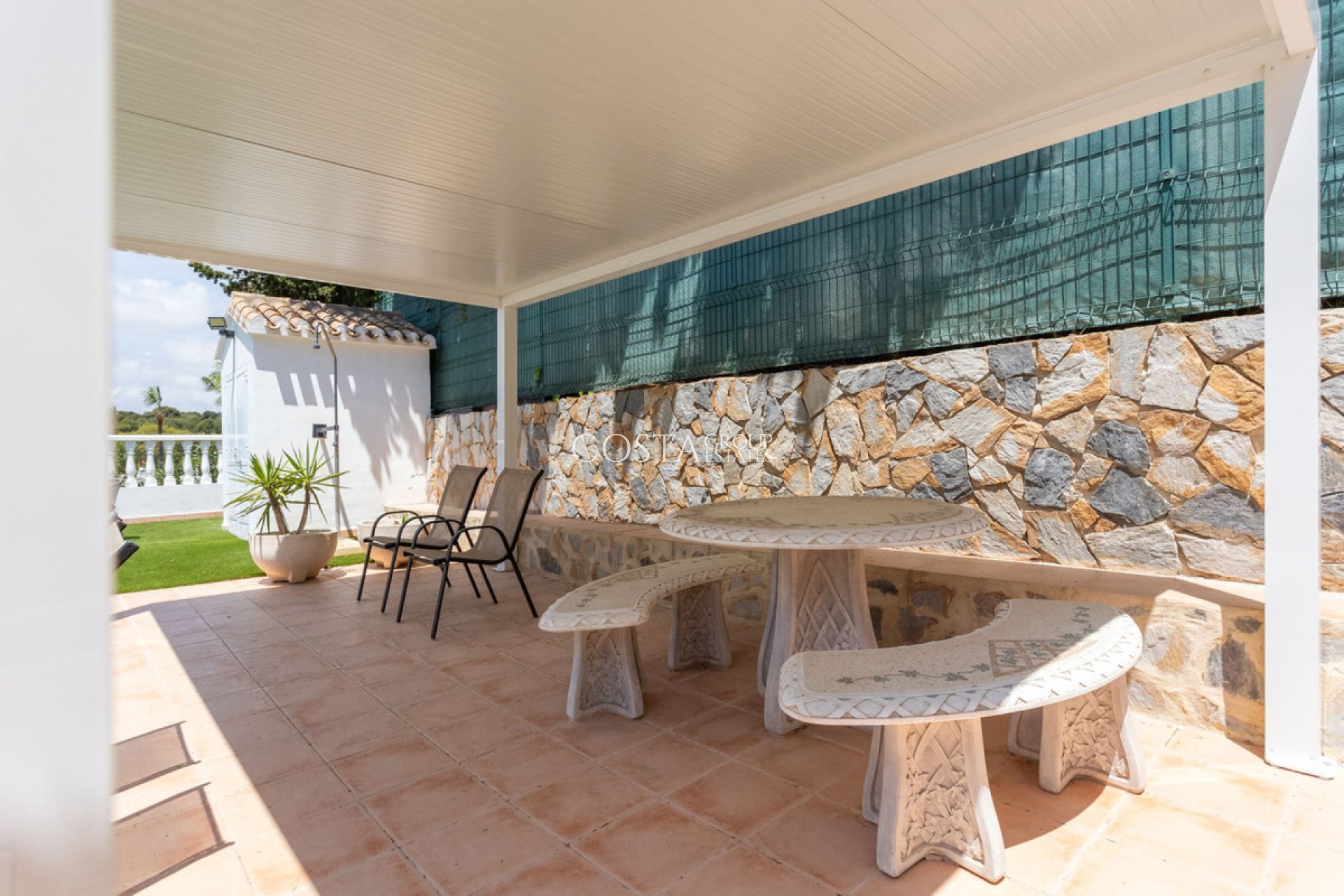 Herverkoop - Villa -
Orihuela Costa - Villamartin