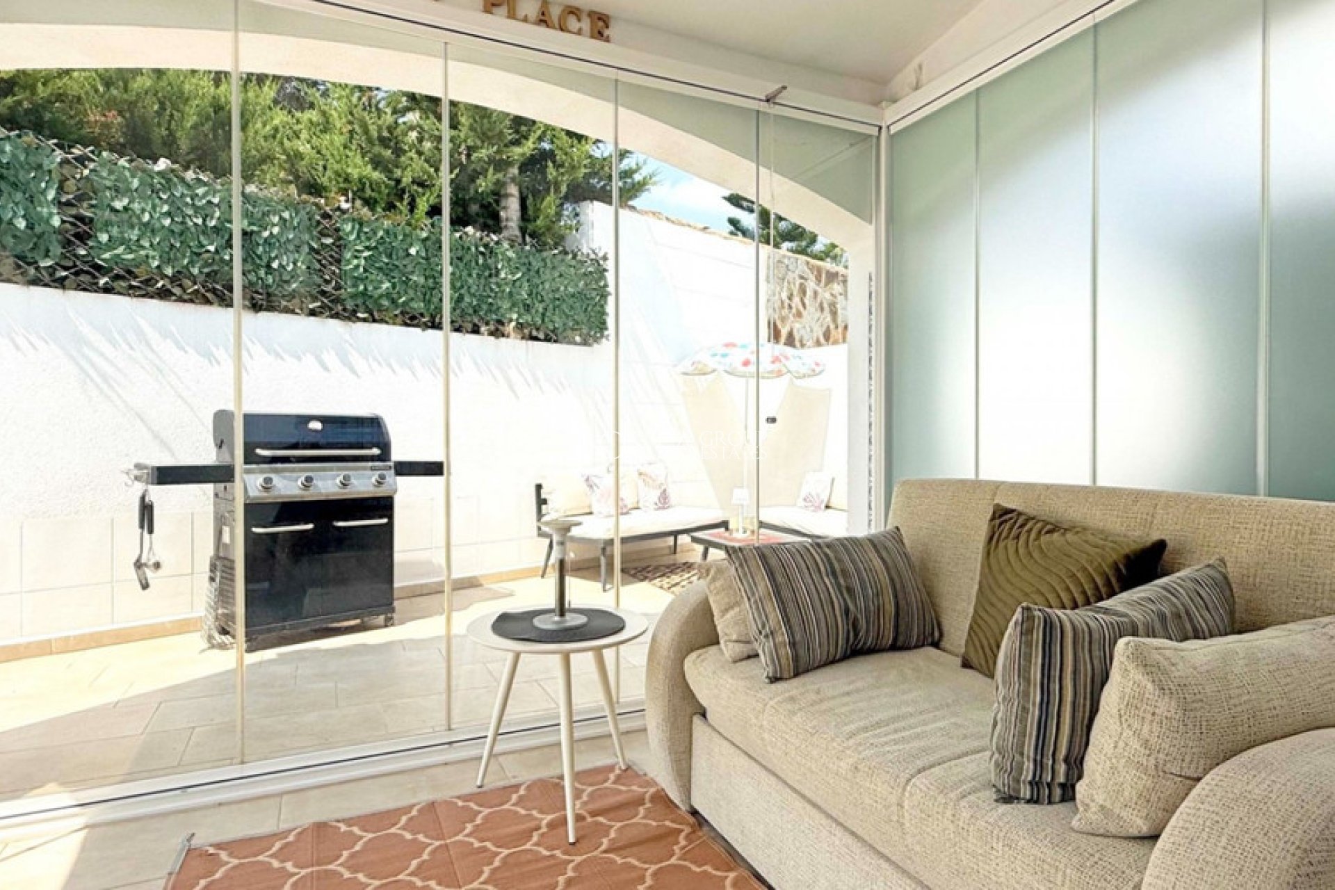 Herverkoop - Villa -
Orihuela Costa - Villamartin