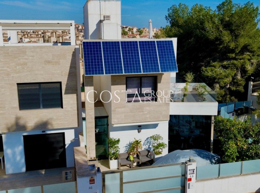 Herverkoop - Villa -
Orihuela Costa - Villamartin