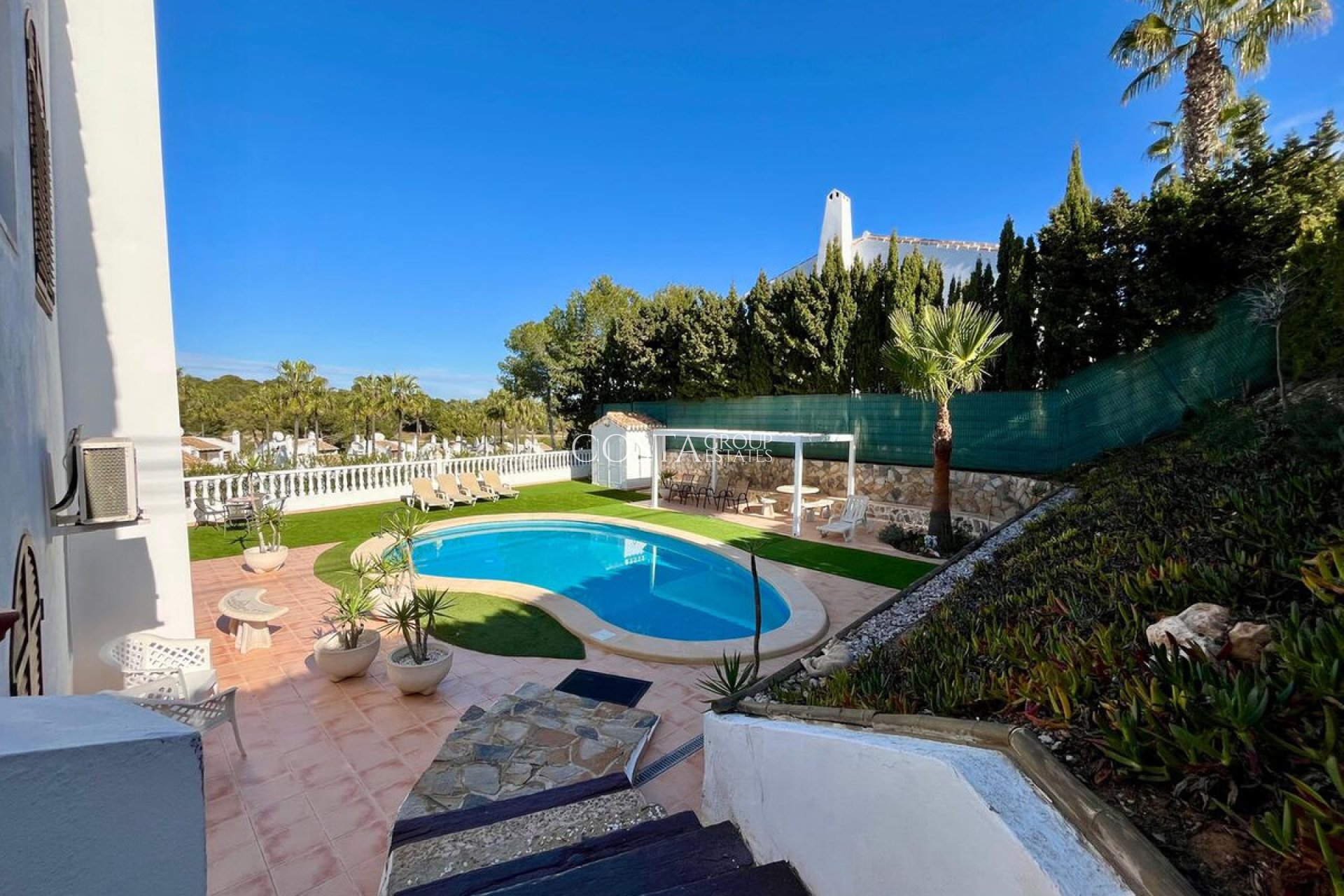Herverkoop - Villa -
Orihuela Costa - Villamartin