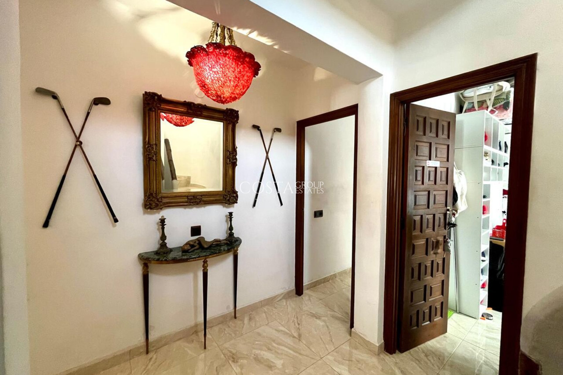 Herverkoop - Villa -
Orihuela Costa - Villamartin