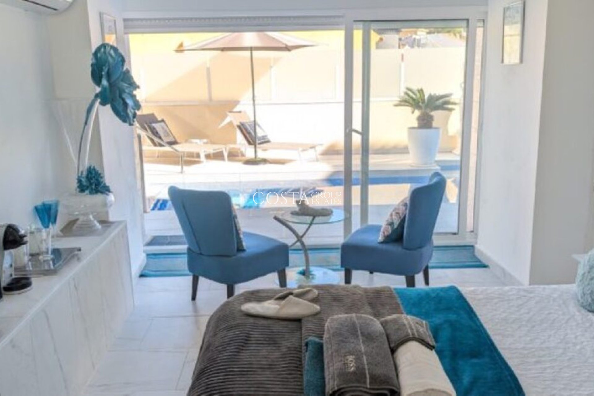 Herverkoop - Villa -
Orihuela Costa - Villamartin