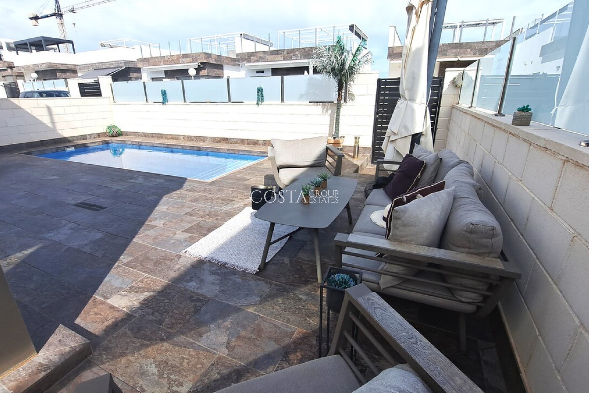 Herverkoop - Villa -
Orihuela Costa - Villamartin