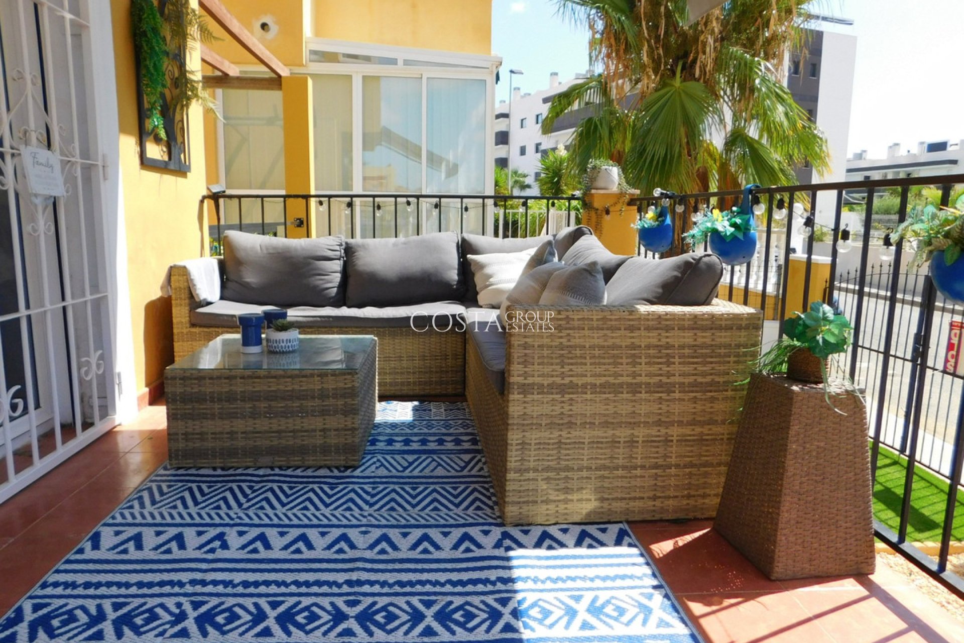 Herverkoop - Villa -
Orihuela Costa - Villamartin