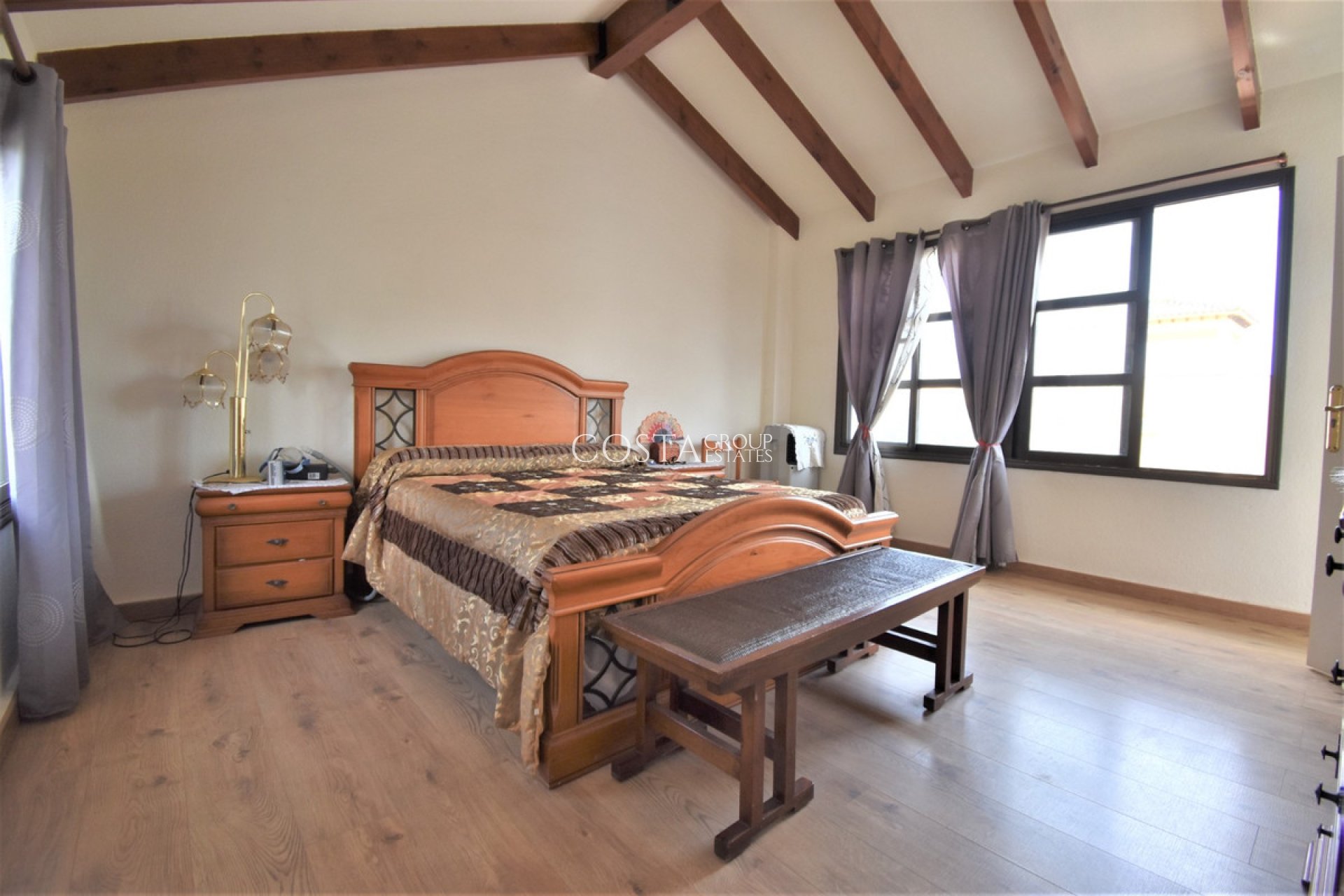 Herverkoop - Villa -
Orihuela Costa - Villamartin