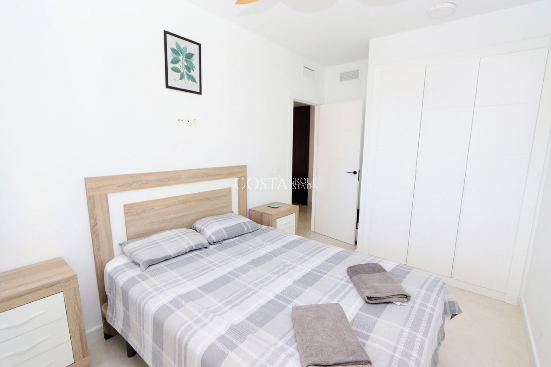 Herverkoop - Villa -
Orihuela Costa - Villamartin