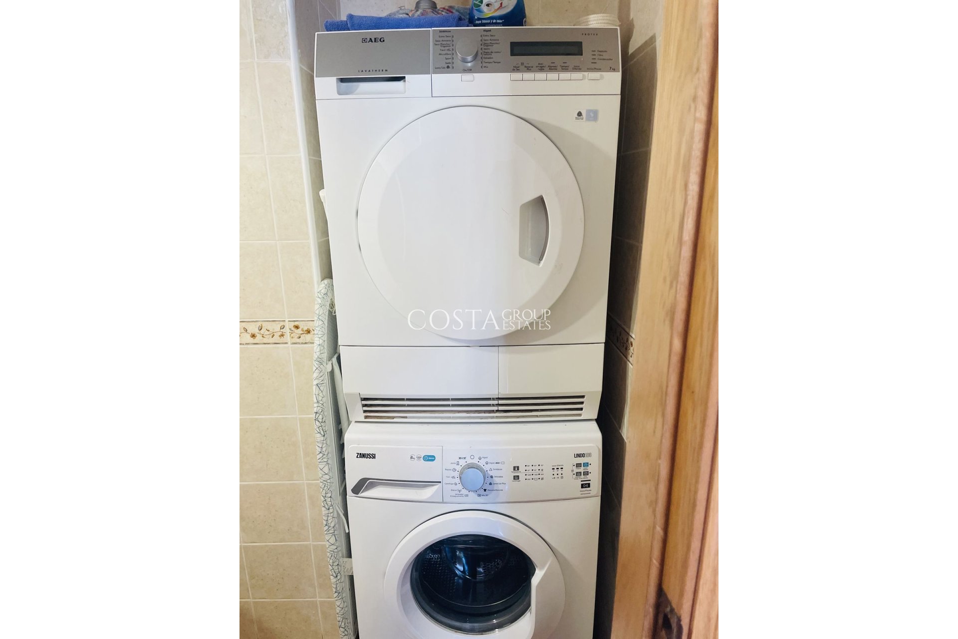 Herverkoop - Villa -
Orihuela Costa - Villamartin