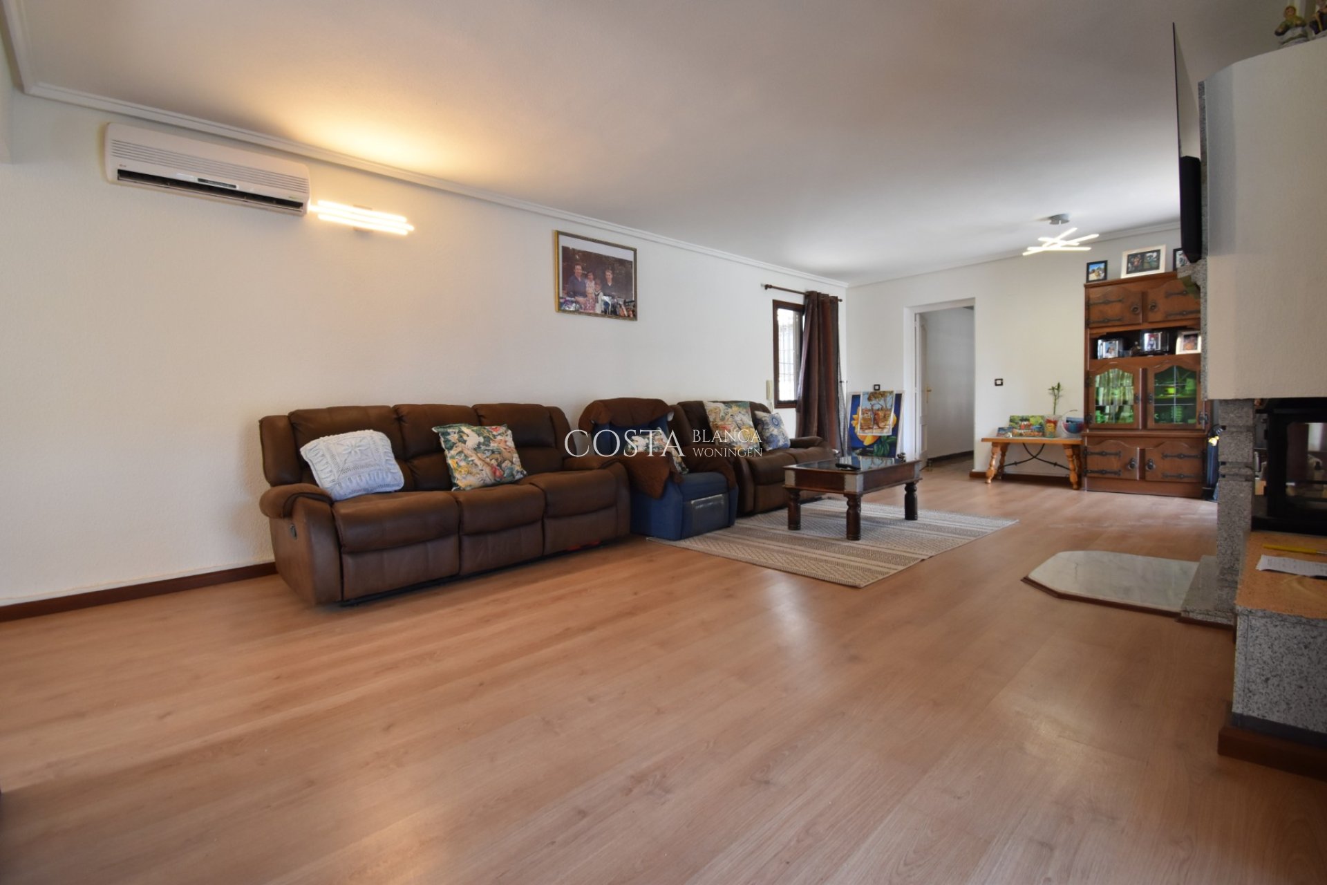 Herverkoop - Villa -
Orihuela Costa - Villamartín