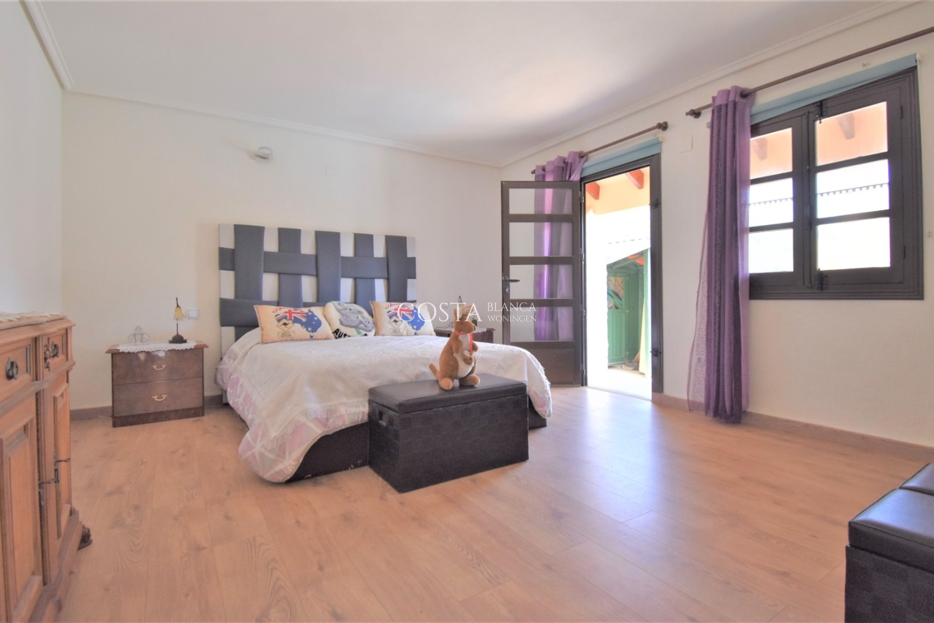 Herverkoop - Villa -
Orihuela Costa - Villamartín