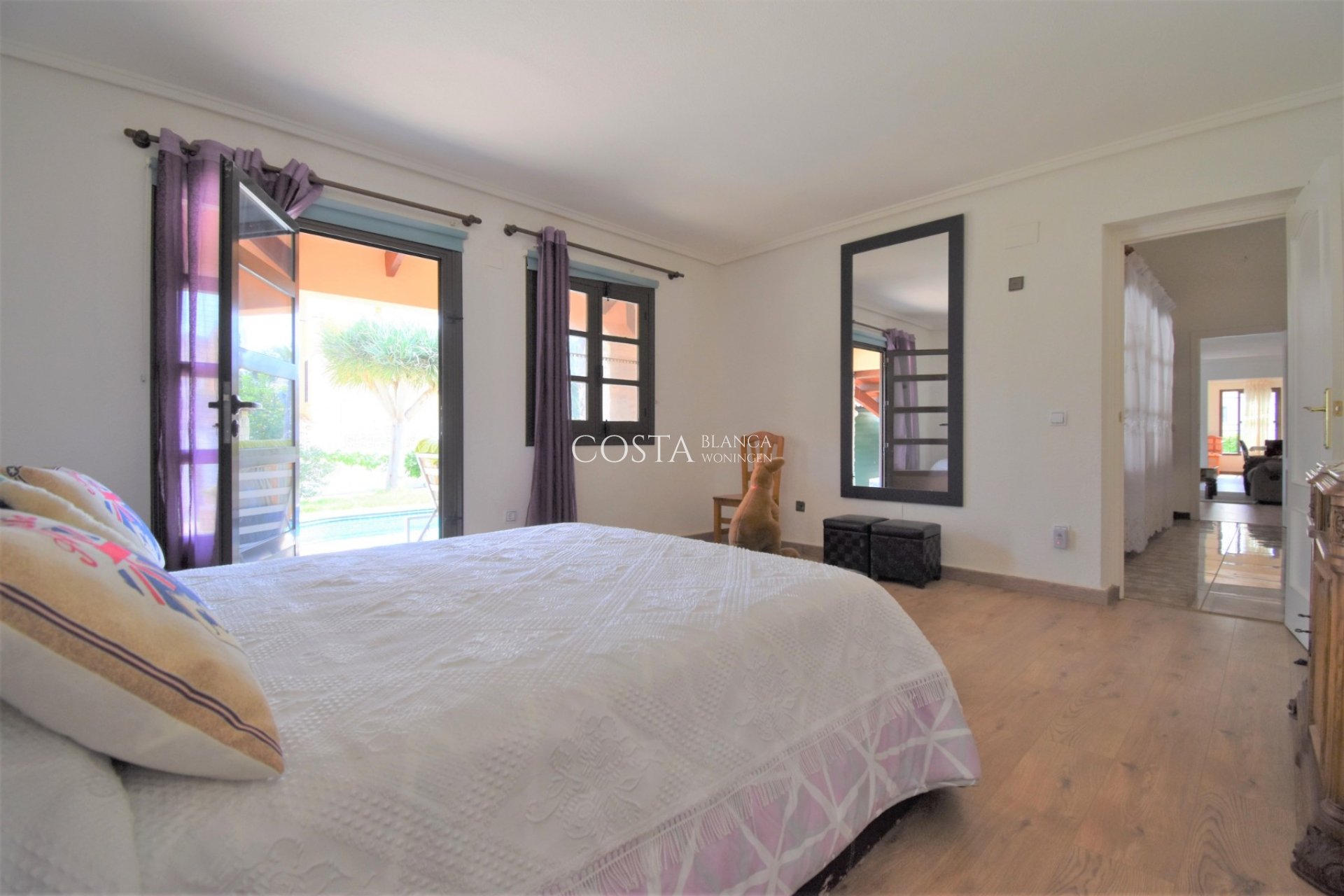 Herverkoop - Villa -
Orihuela Costa - Villamartín