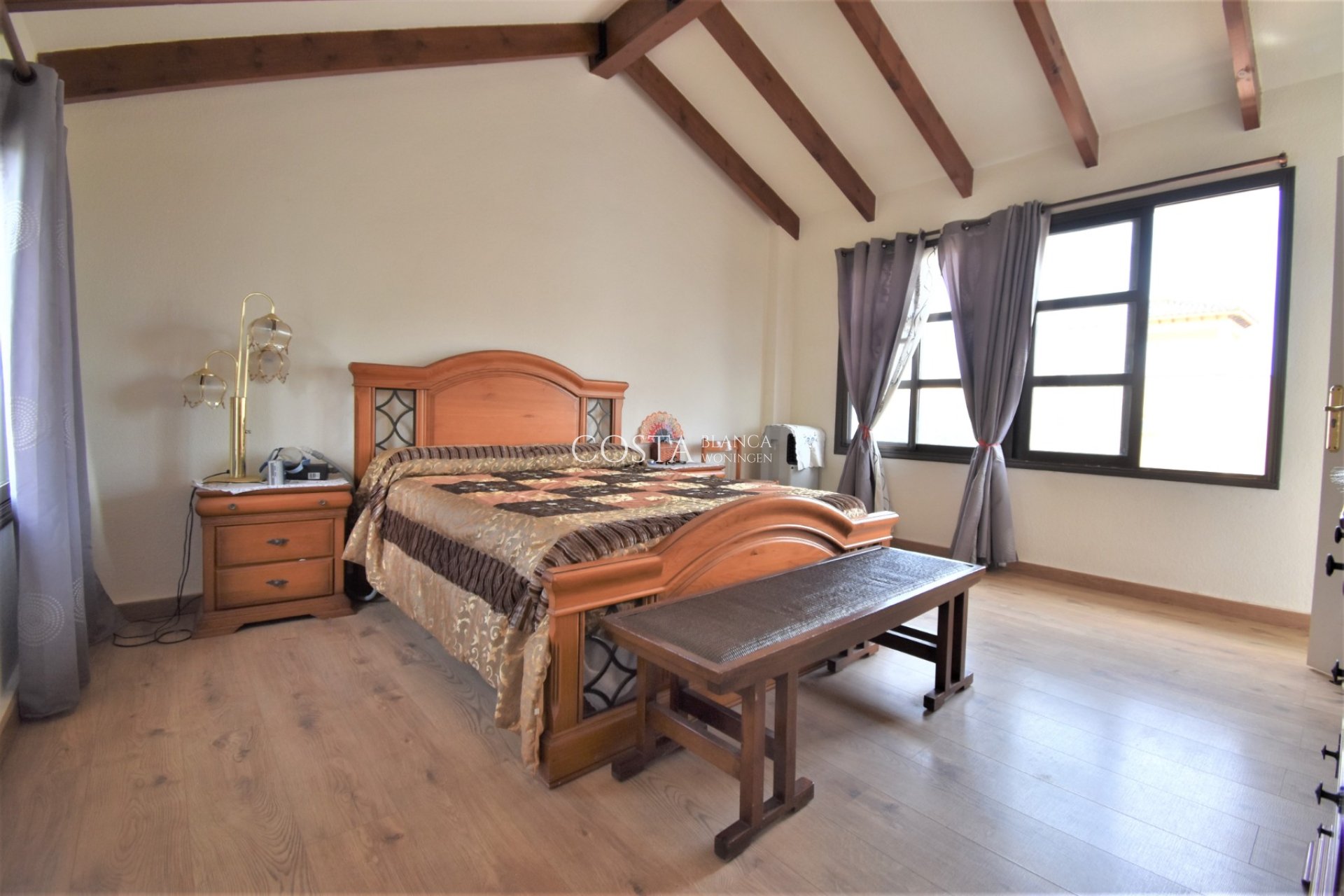 Herverkoop - Villa -
Orihuela Costa - Villamartín