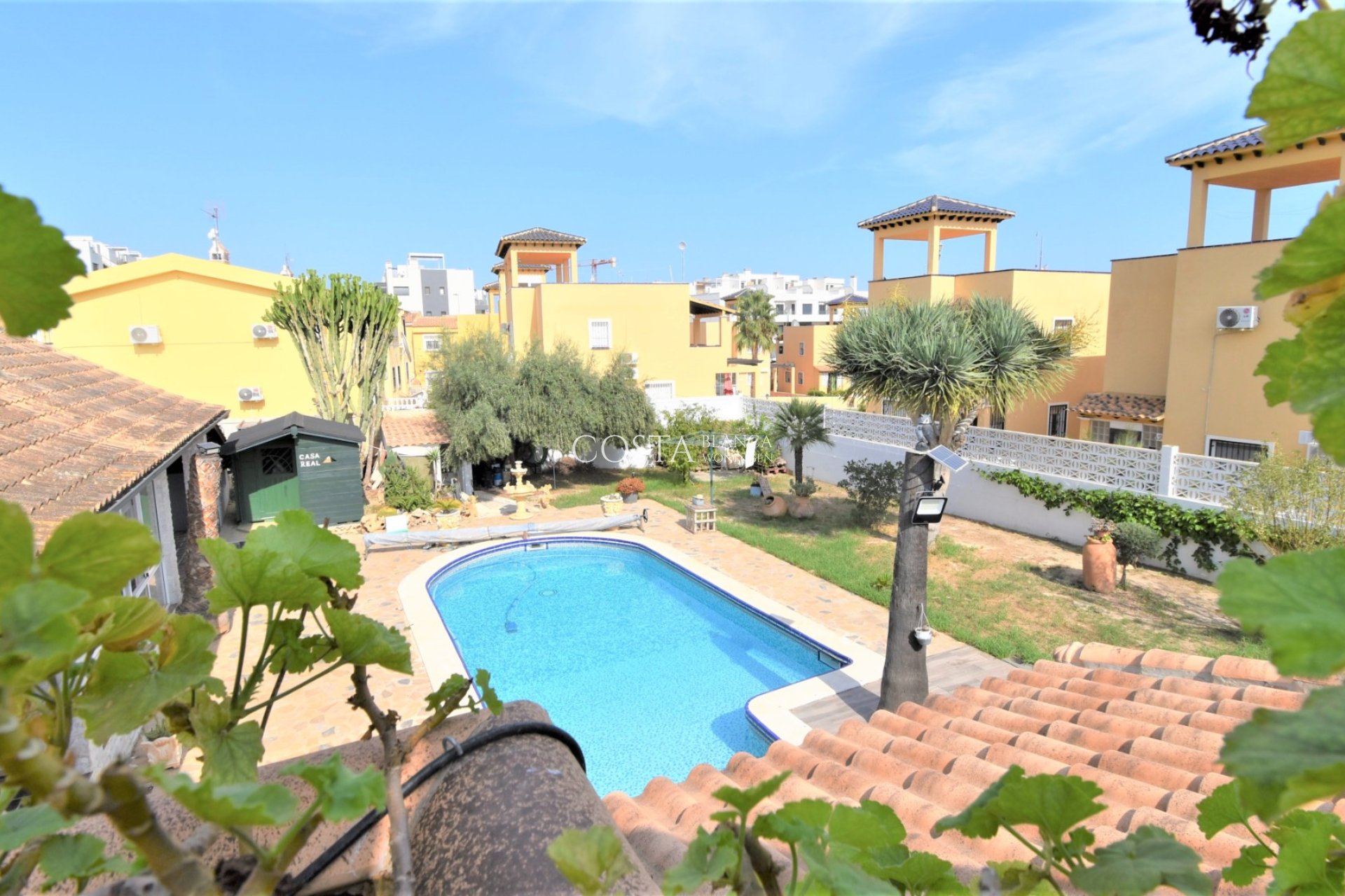 Herverkoop - Villa -
Orihuela Costa - Villamartín