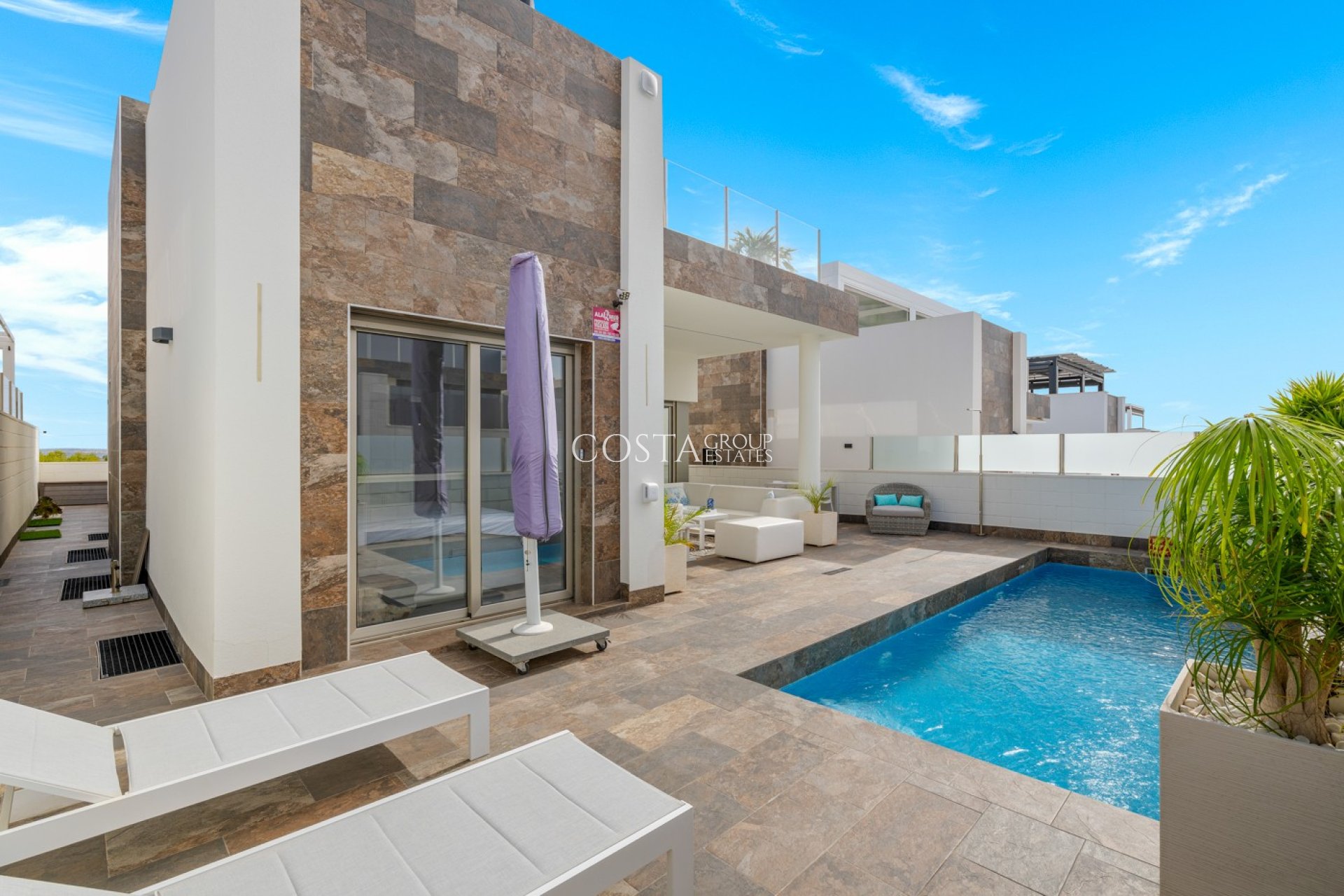 Herverkoop - Villa -
Orihuela Costa - Villamartín
