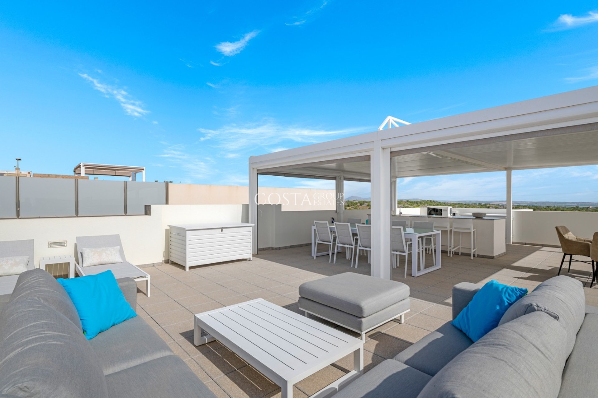 Herverkoop - Villa -
Orihuela Costa - Villamartín