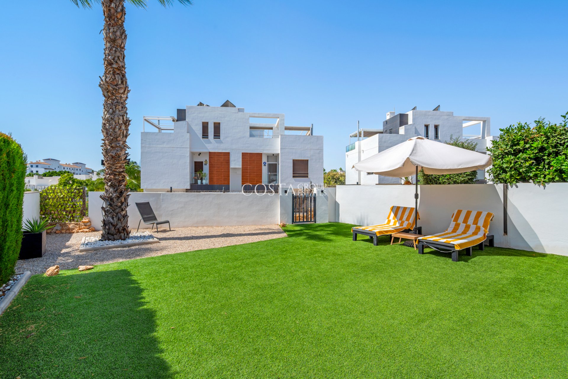 Herverkoop - Villa -
Orihuela Costa - Villamartín