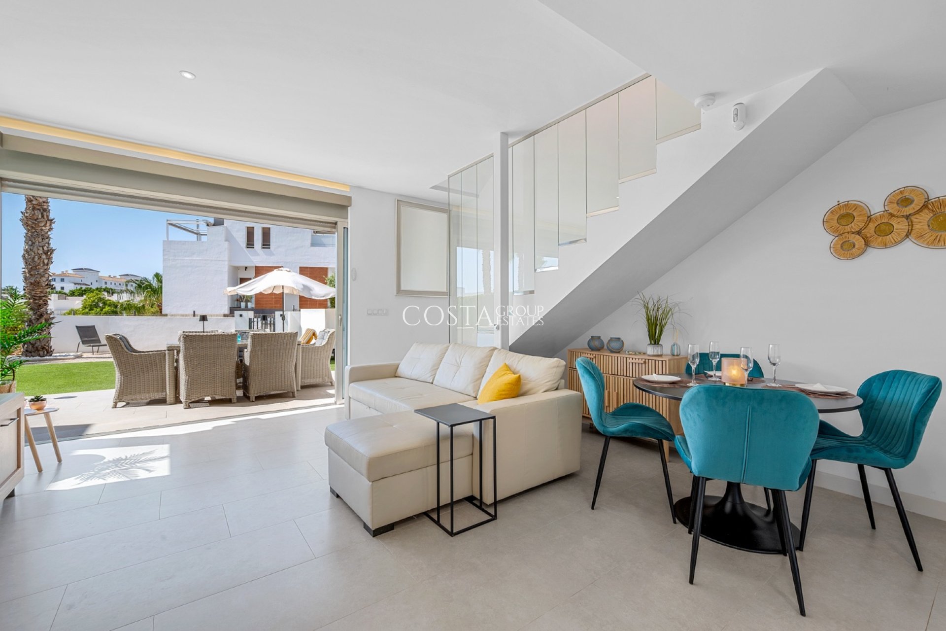Herverkoop - Villa -
Orihuela Costa - Villamartín