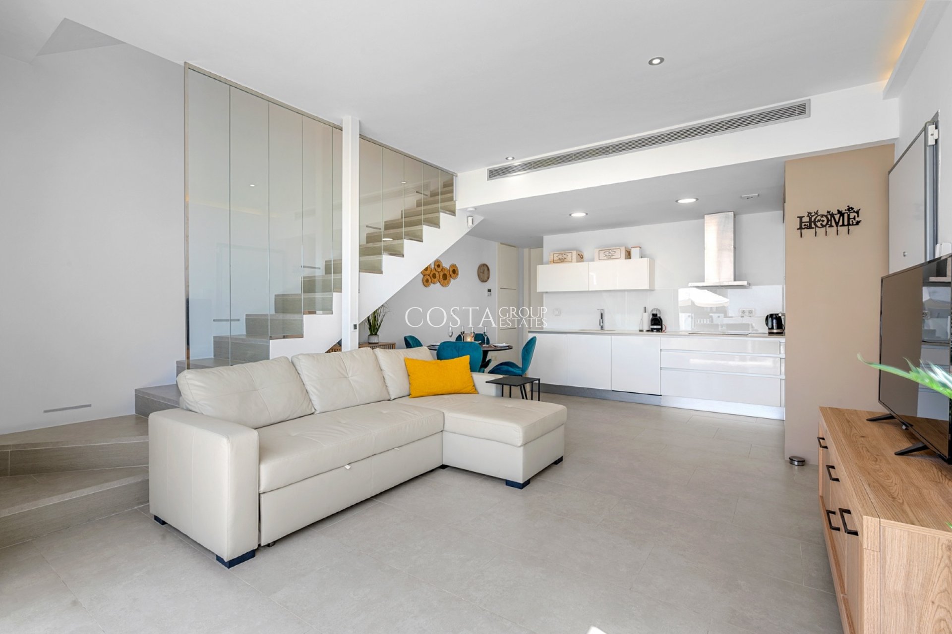 Herverkoop - Villa -
Orihuela Costa - Villamartín