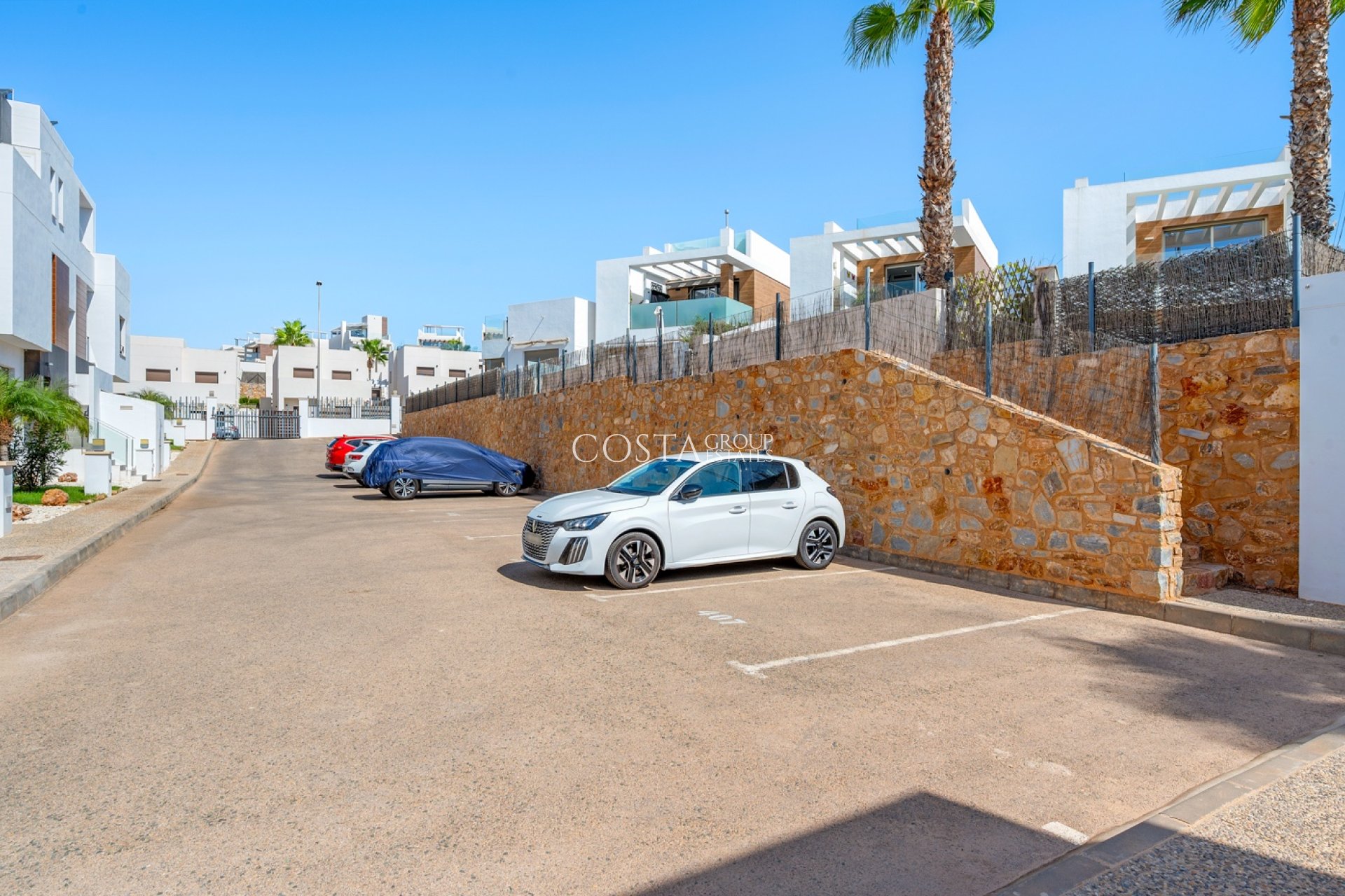 Herverkoop - Villa -
Orihuela Costa - Villamartín
