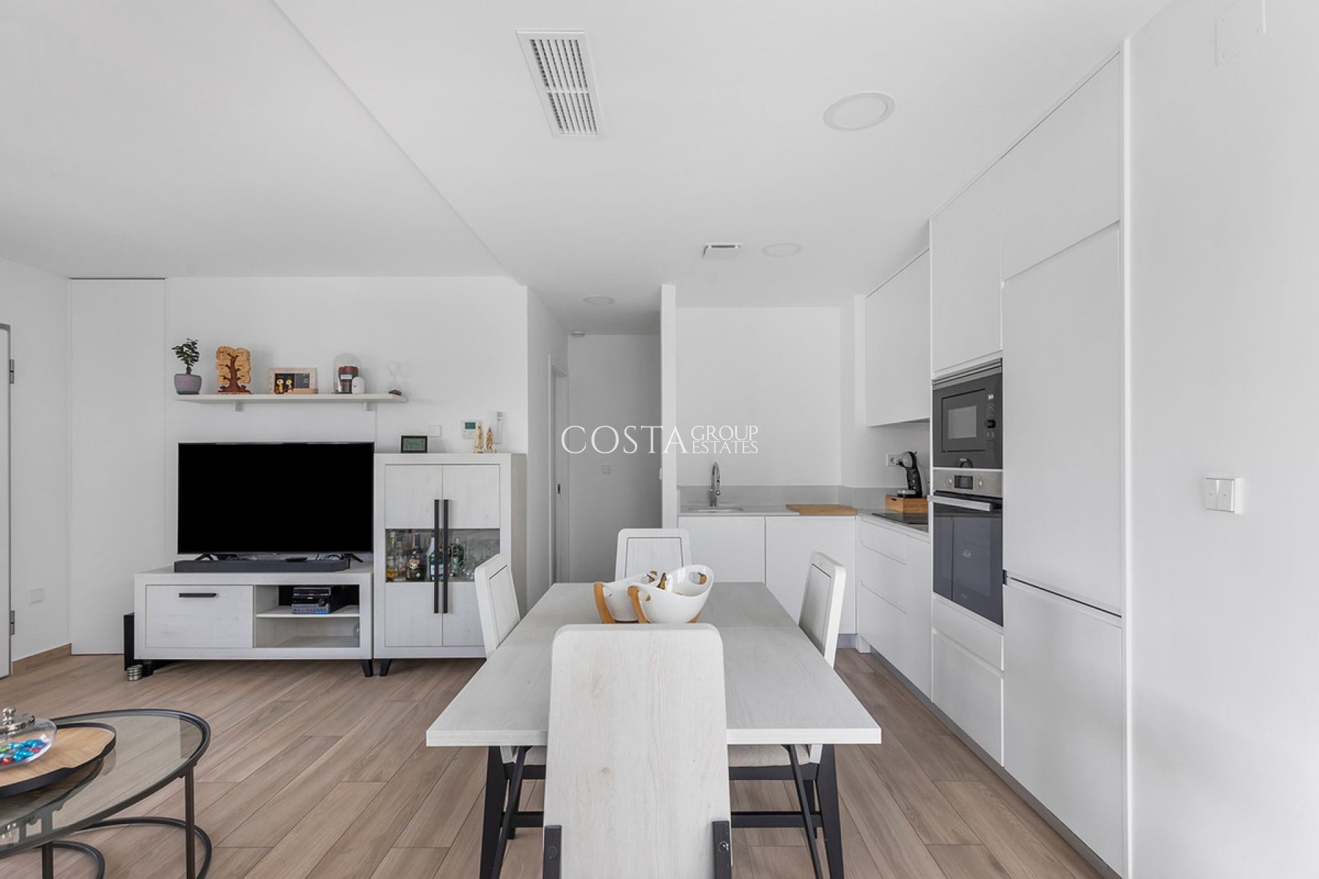 Herverkoop - Villa -
Orihuela Costa - Vista Bella Golf