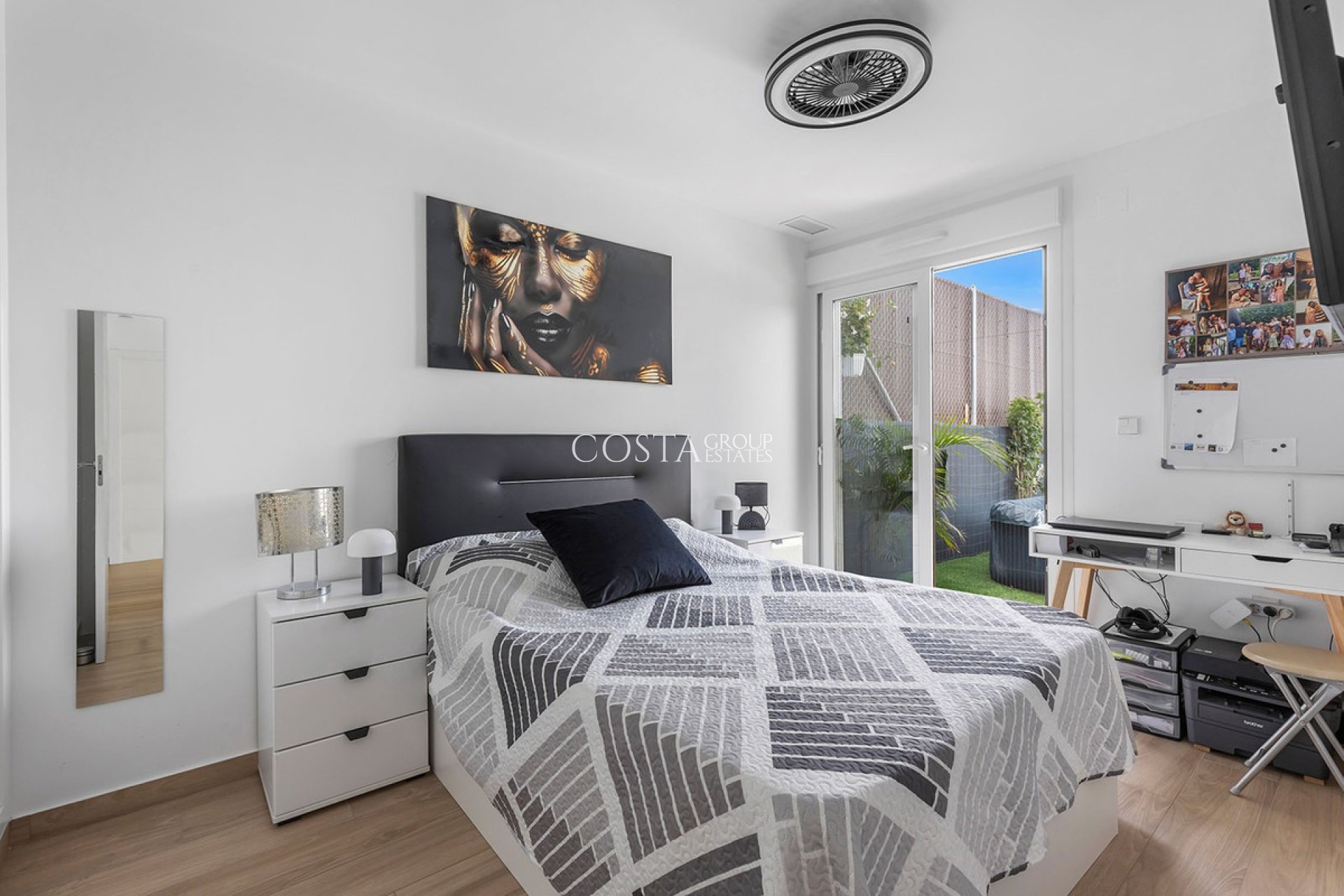 Herverkoop - Villa -
Orihuela Costa - Vista Bella Golf